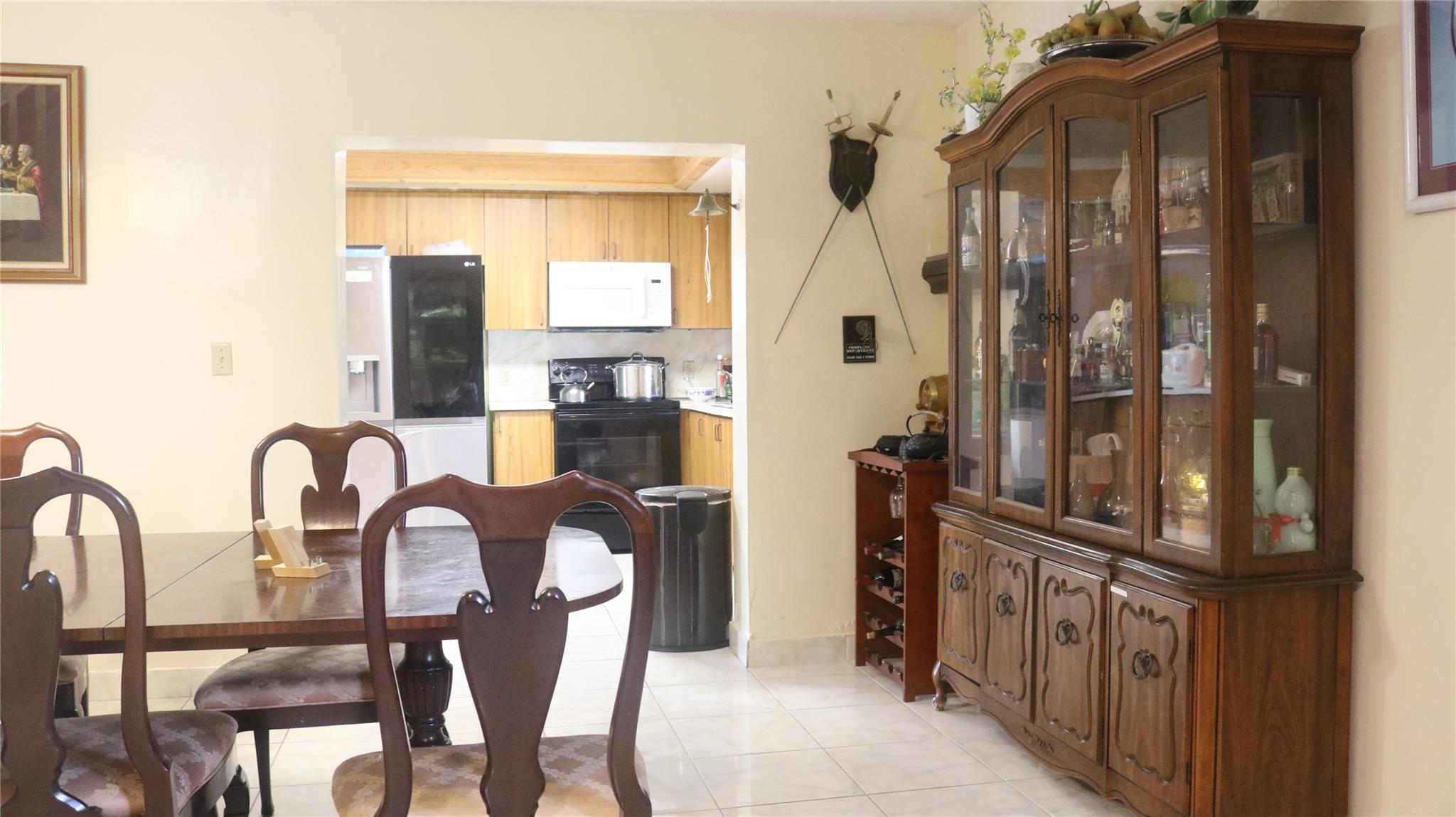 Sunflower 76-32 B - Residential