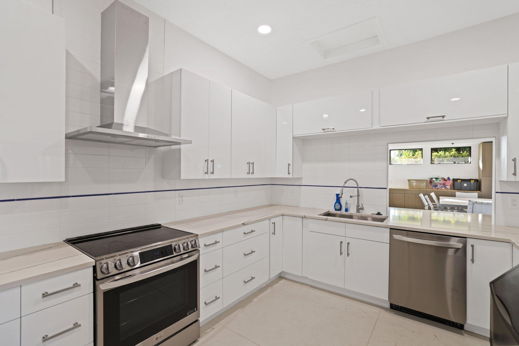 PELICAN HARBOR PH 3-B - Residential