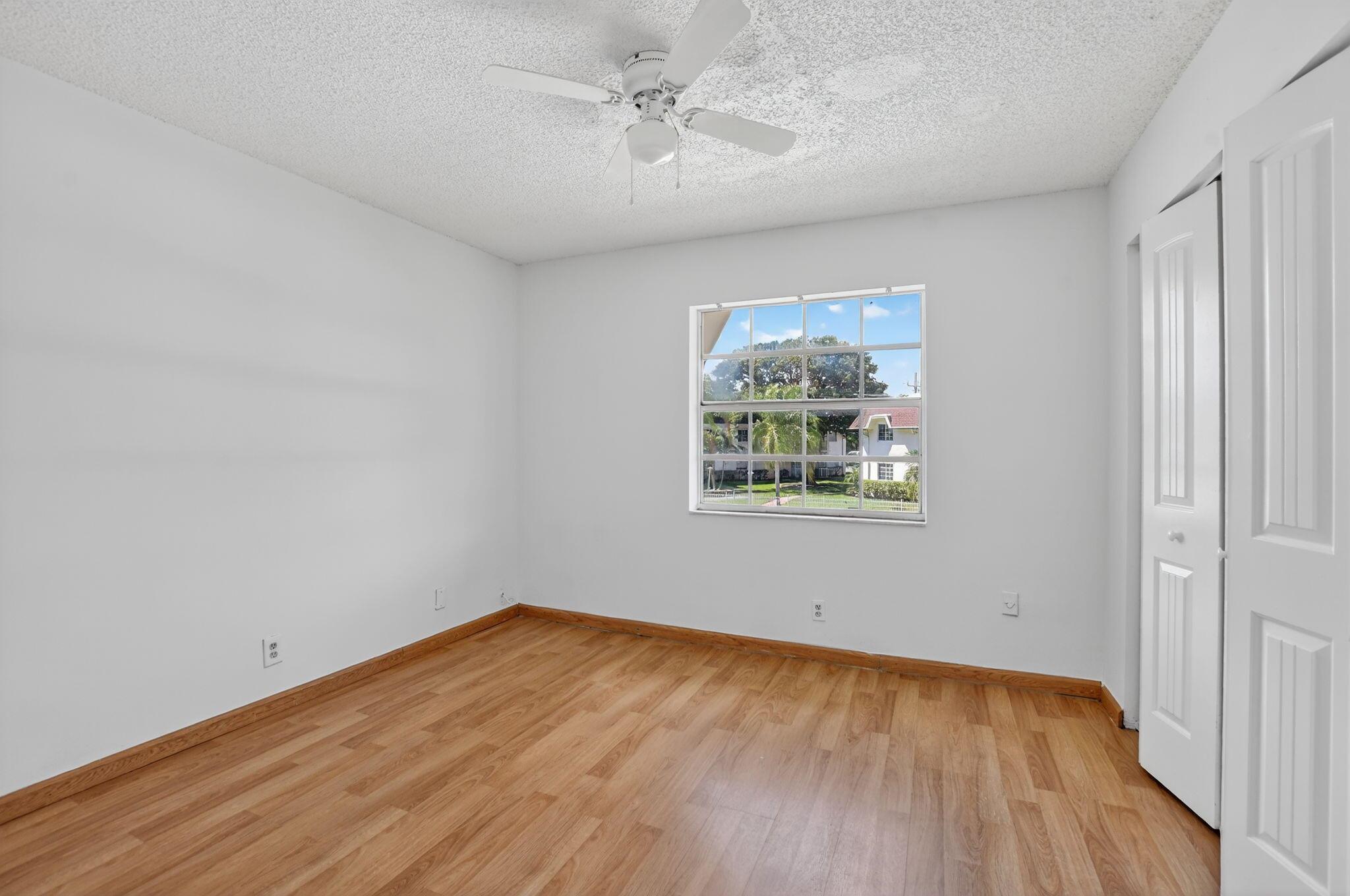 BROOKFIELD GARDENS NORTH - Residential Lease