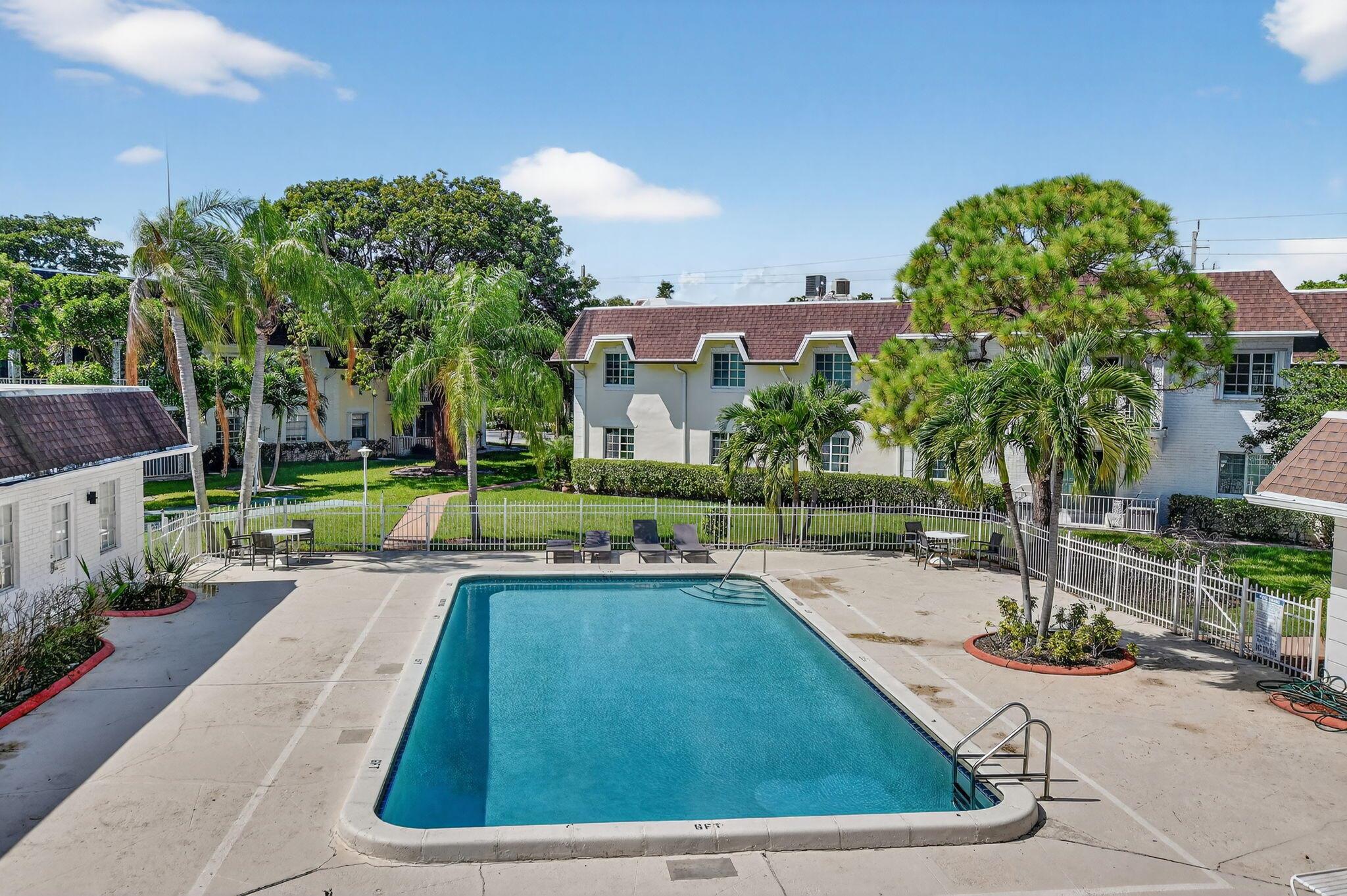 BROOKFIELD GARDENS NORTH - Residential Lease