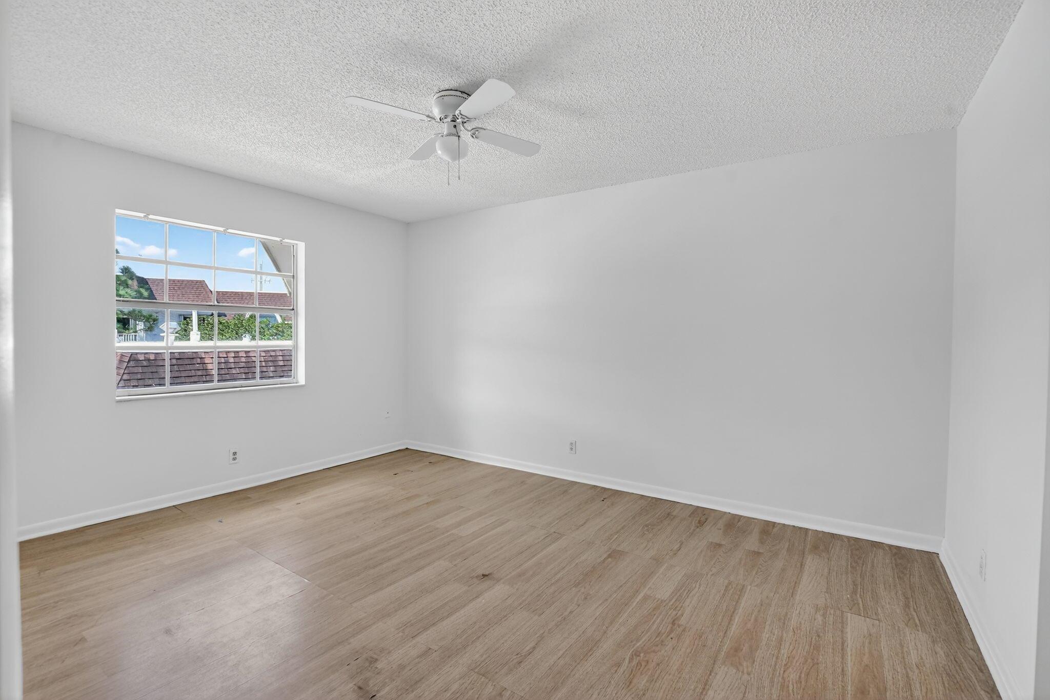 BROOKFIELD GARDENS NORTH - Residential Lease