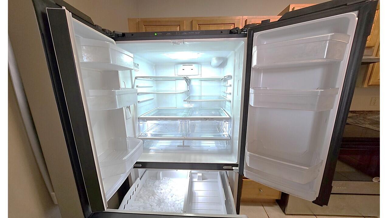 BELVEDERE ISLES CONDO NO 2 - Residential