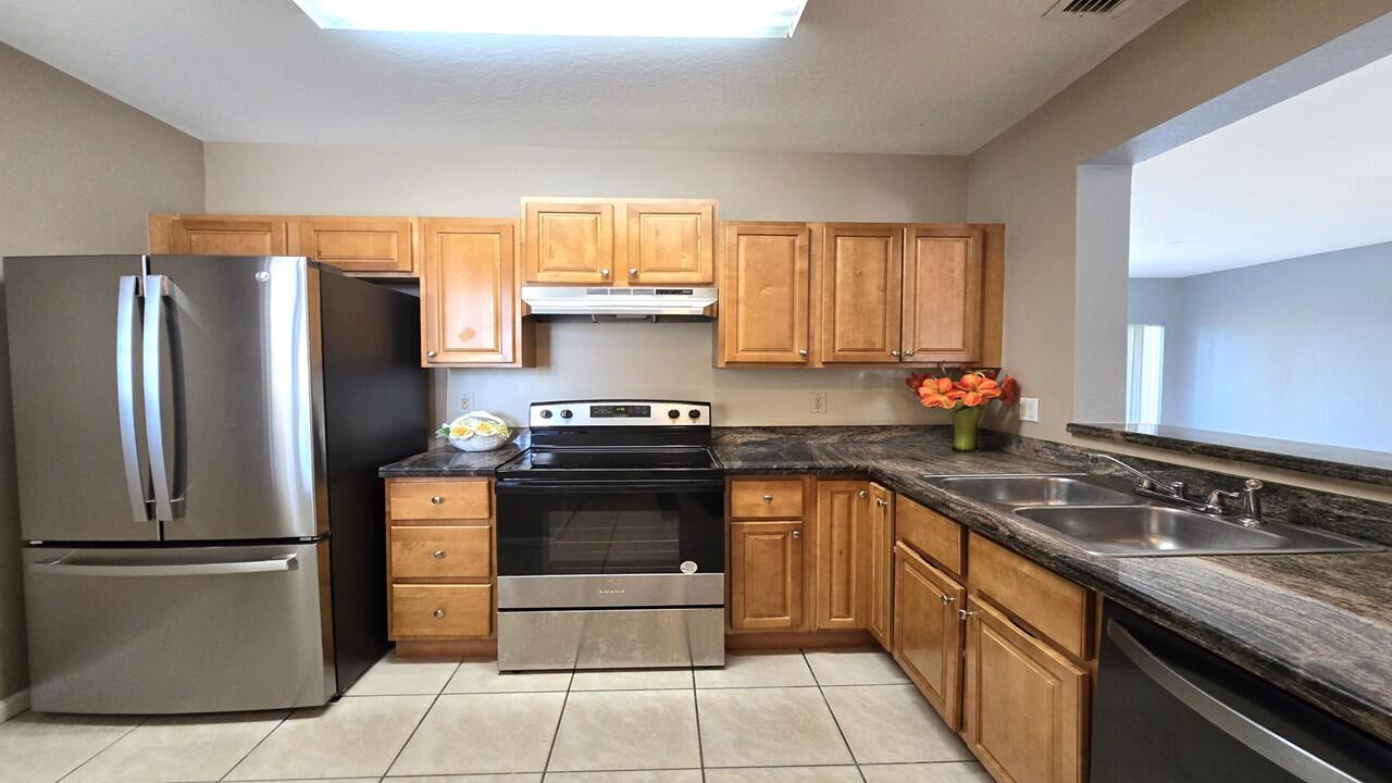 BELVEDERE ISLES CONDO NO 2 - Residential