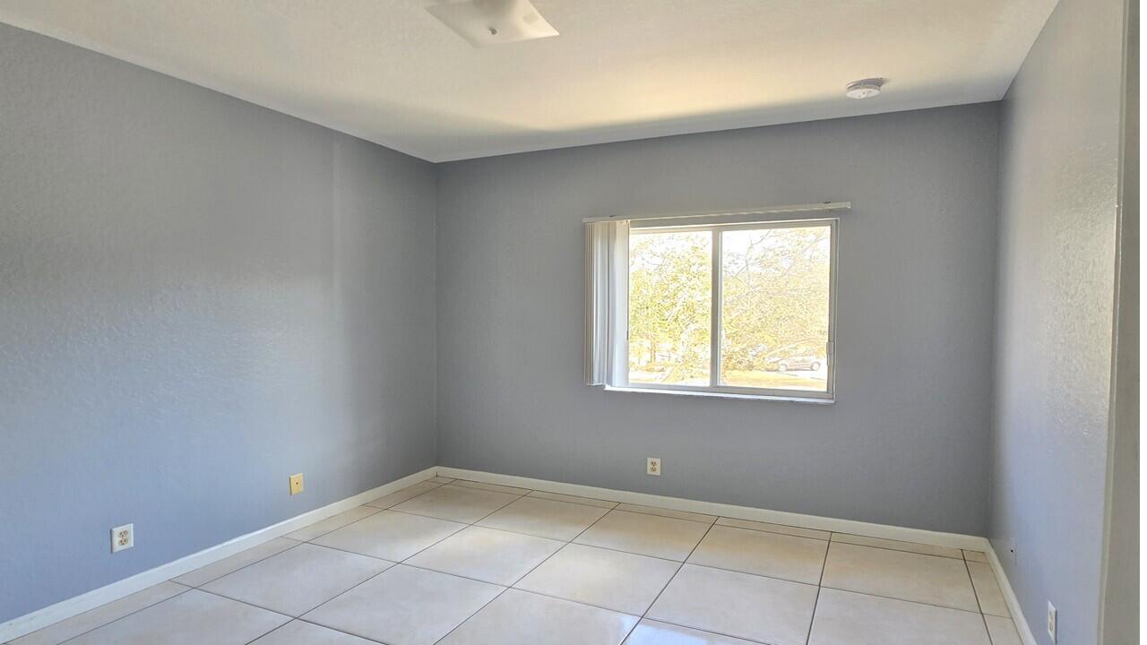 BELVEDERE ISLES CONDO NO 2 - Residential