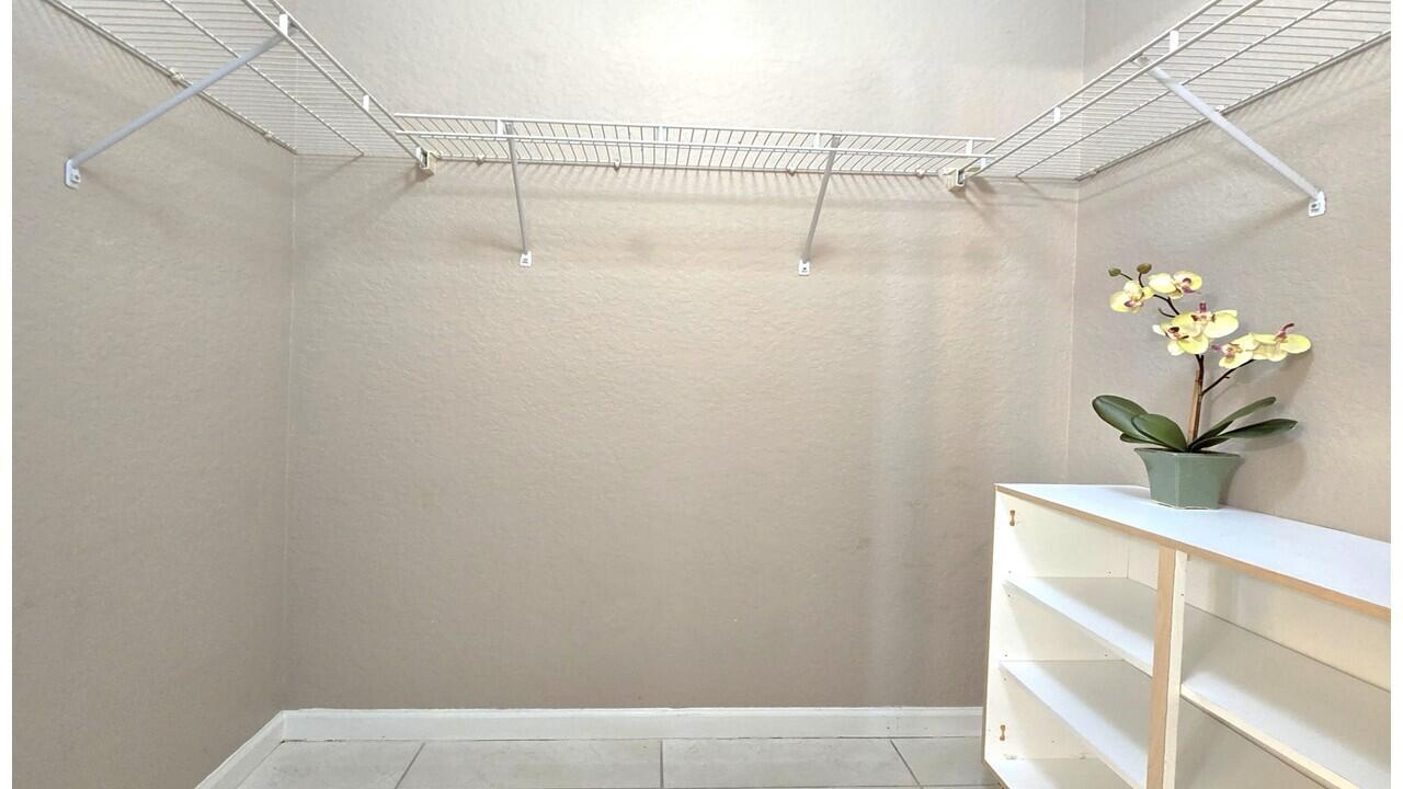 BELVEDERE ISLES CONDO NO 2 - Residential