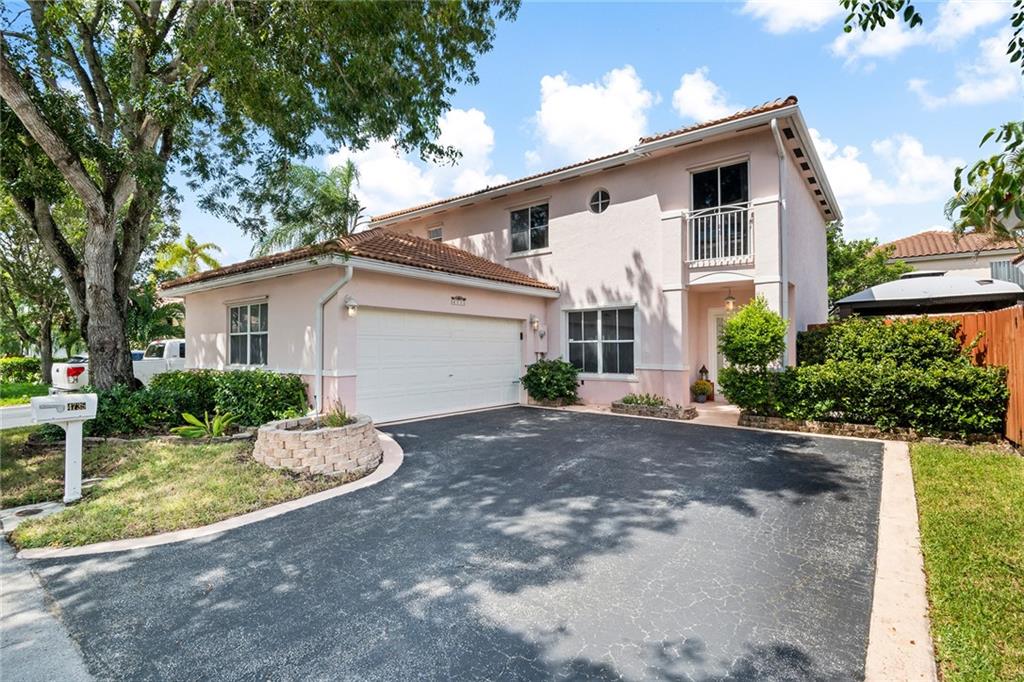 La Margarita 147-48 B - Residential