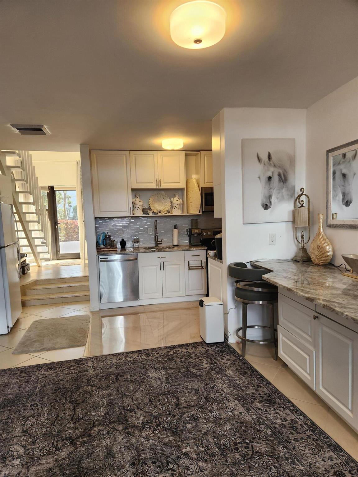 Mayfair Lake - Residential Lease