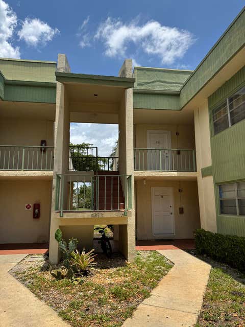 Tiny photo for 4116 NW 88th Avenue #201, Coral Springs, FL 33065 (MLS # B26017150)