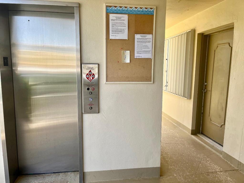 VILLAS ON THE OCEAN - Residential