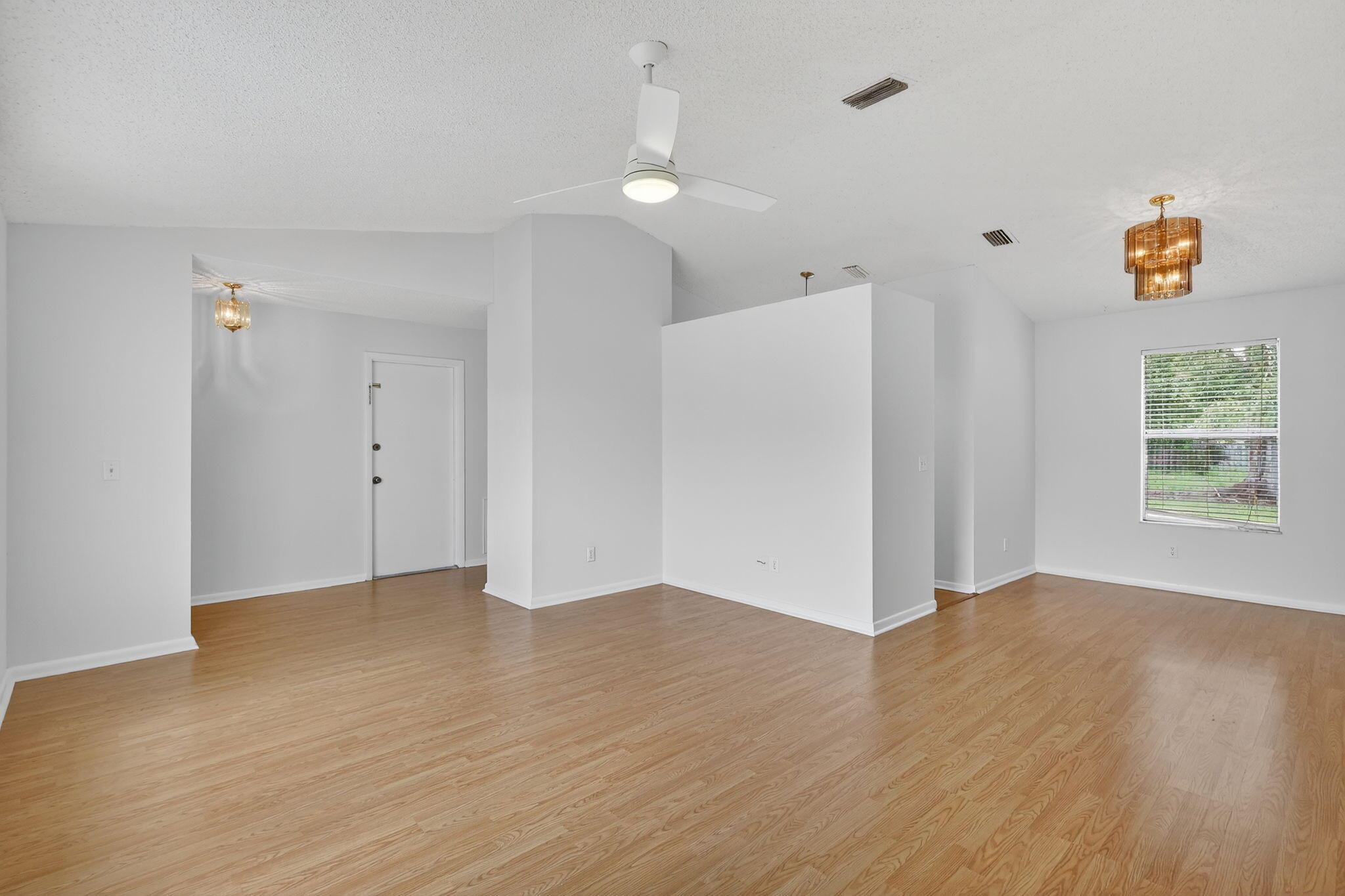 PORT ST LUCIE SECTION 21 - Residential