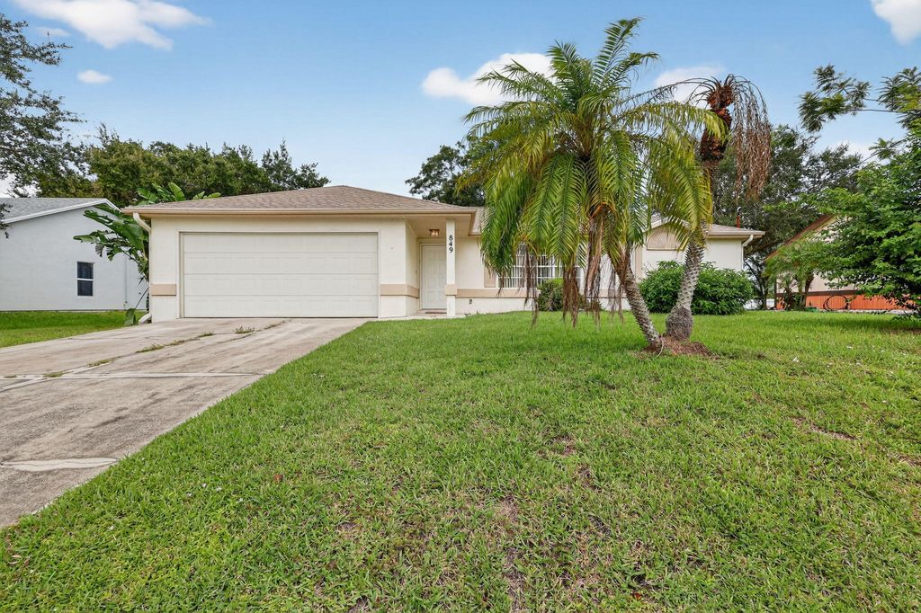 Photo of 849 SW Mccoy Avenue, Port Saint Lucie, FL 34953 (MLS # R11137312)