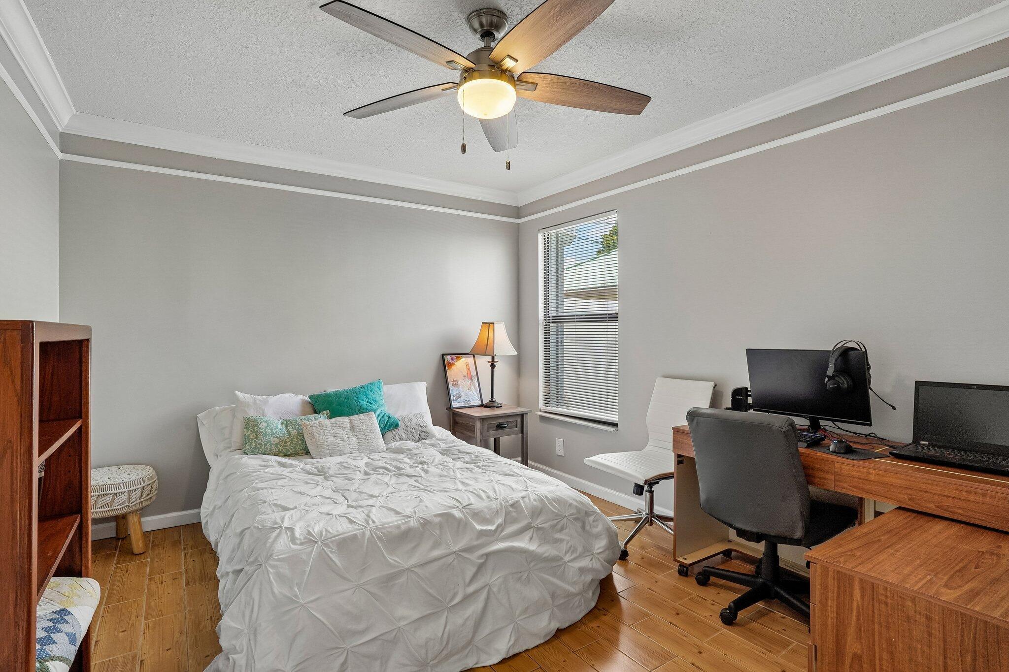NORTH PALM BEACH HEIGHTS - Residential