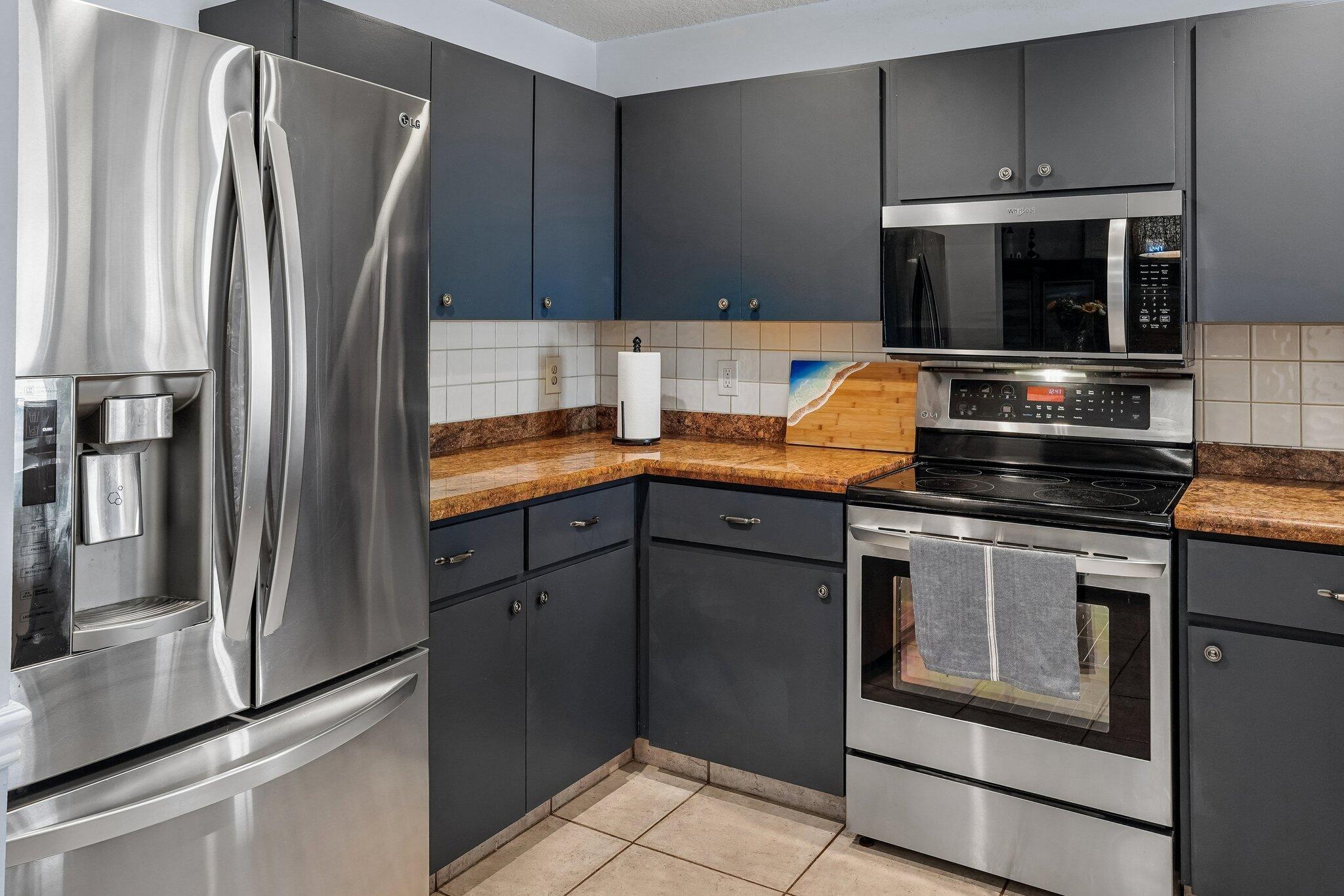 NORTH PALM BEACH HEIGHTS - Residential