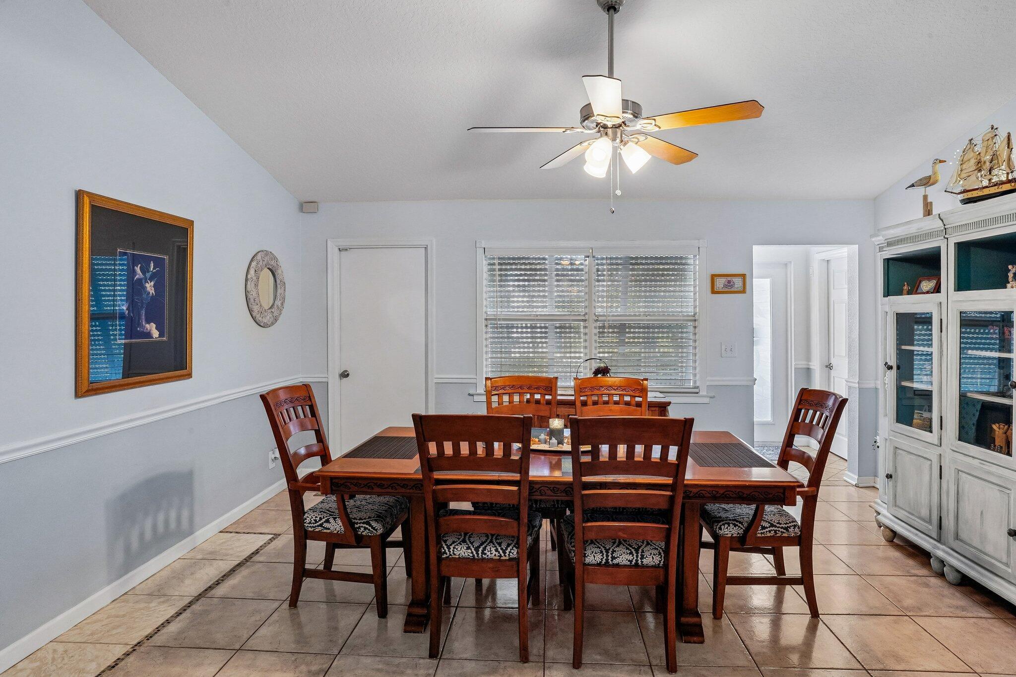 NORTH PALM BEACH HEIGHTS - Residential