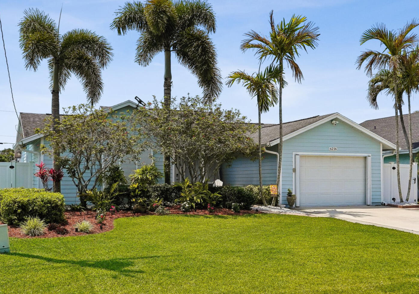 NORTH PALM BEACH HEIGHTS - Residential