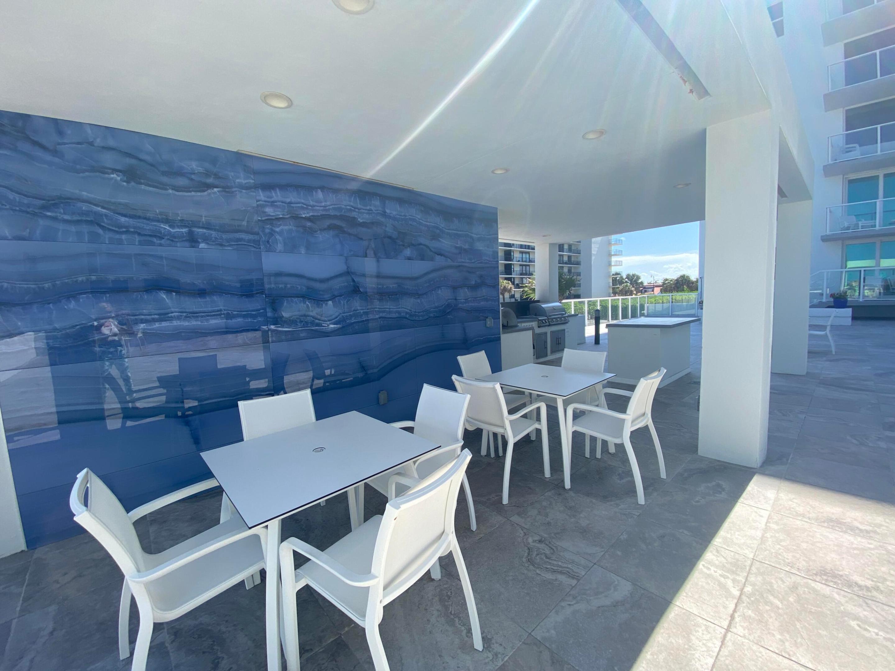 PATRICIAN OF PALM BEACH CONDO - Residential Lease