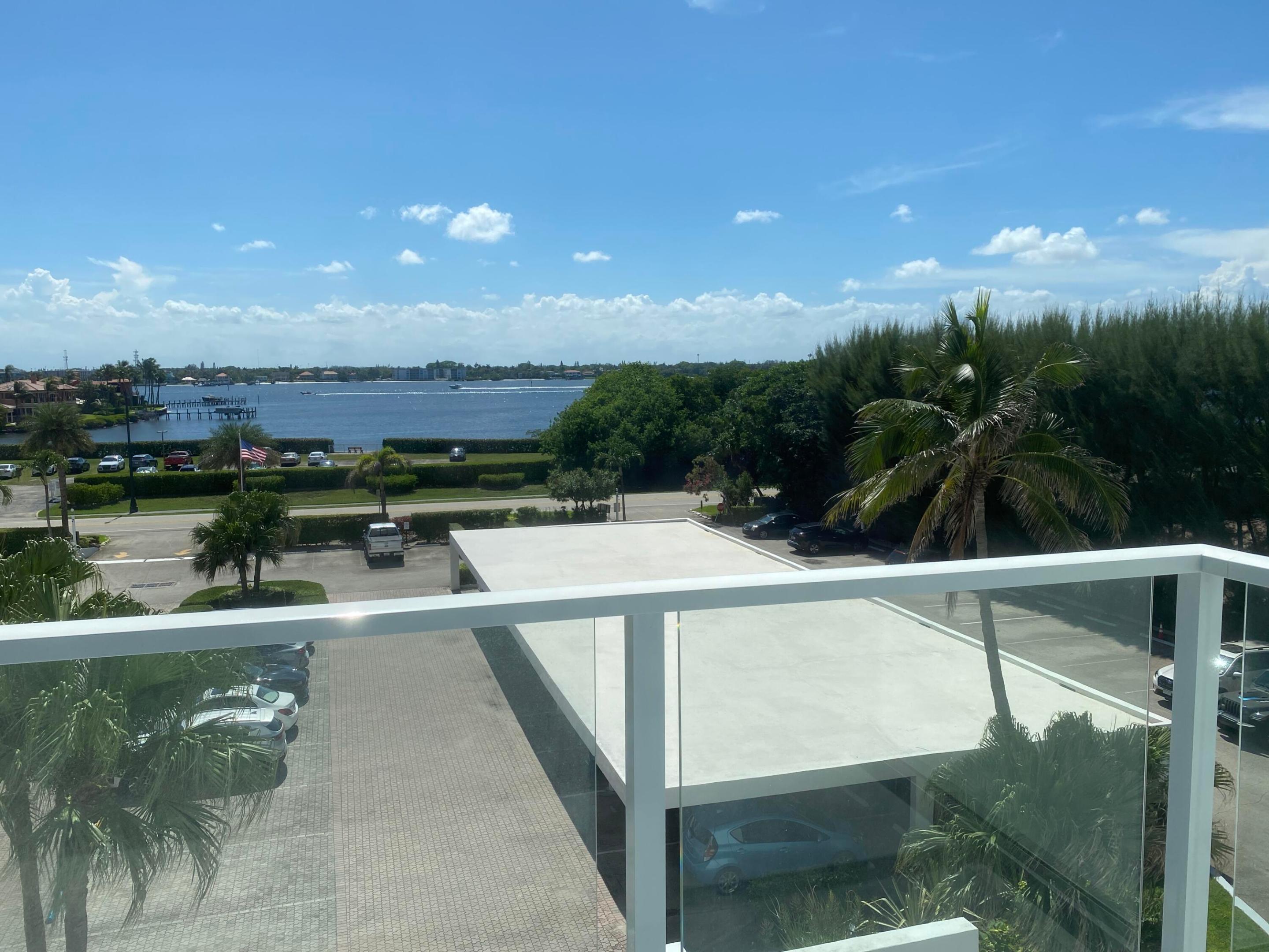 PATRICIAN OF PALM BEACH CONDO - Residential Lease