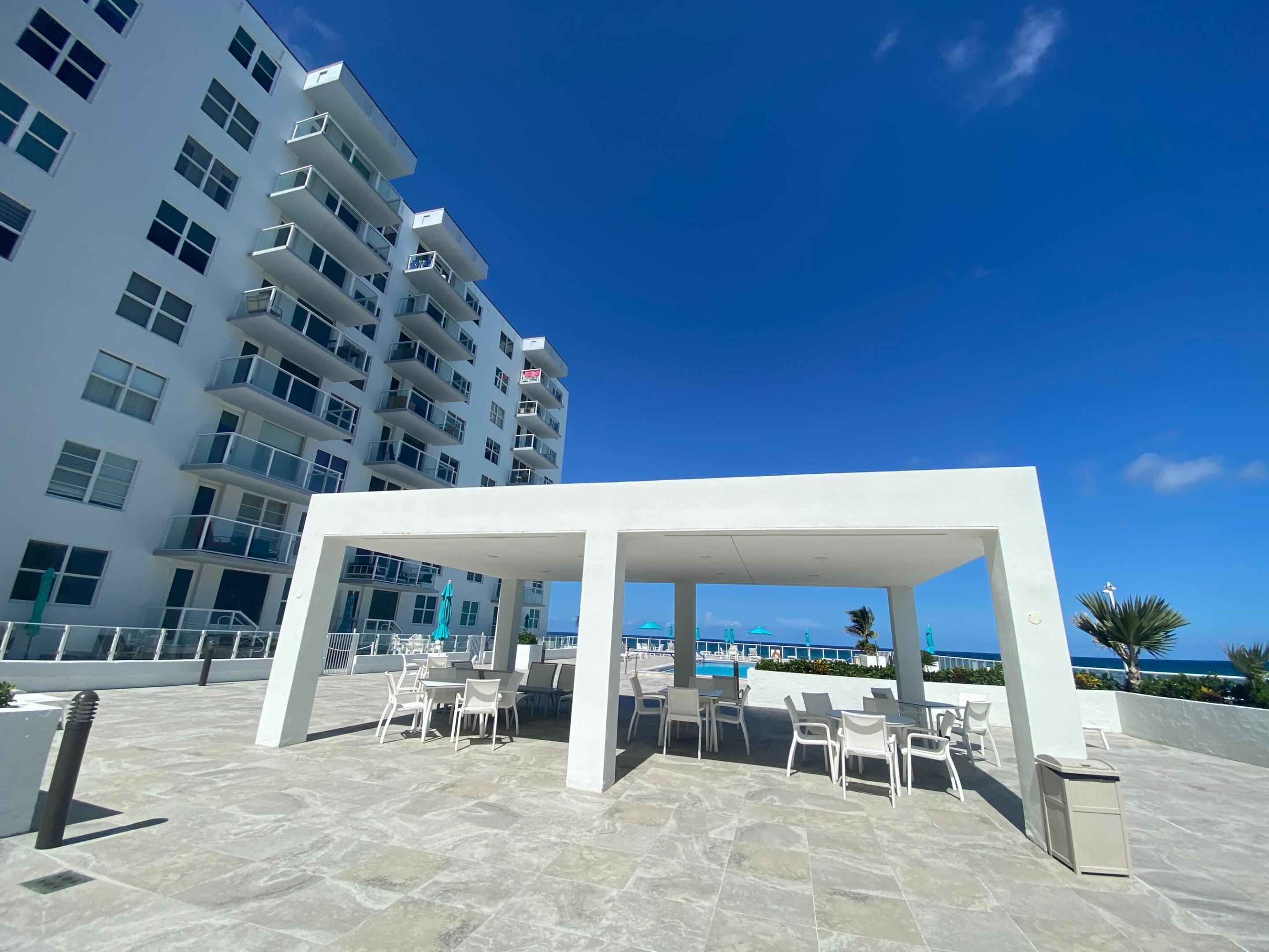 PATRICIAN OF PALM BEACH CONDO - Residential Lease