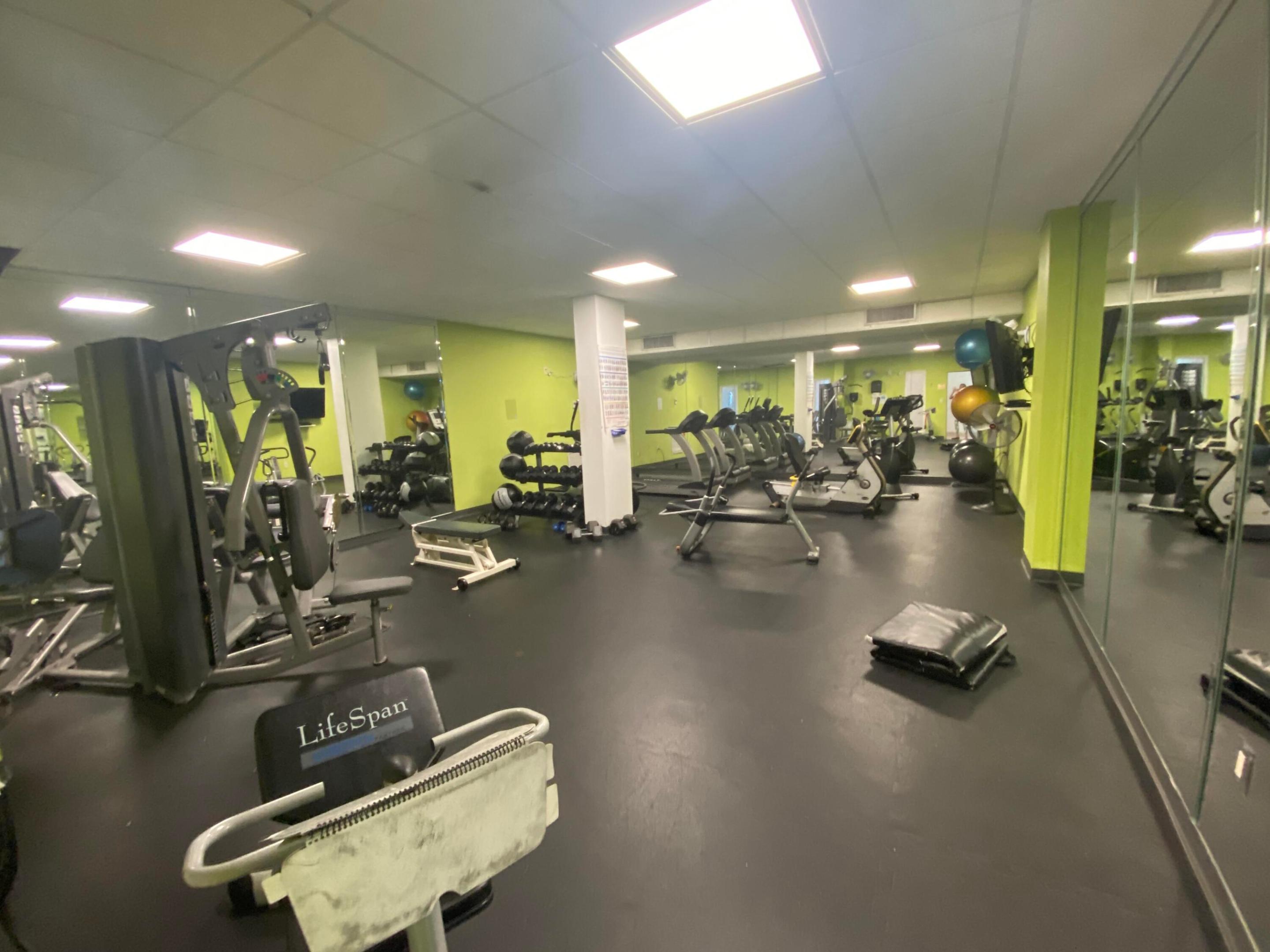 PATRICIAN OF PALM BEACH CONDO - Residential Lease