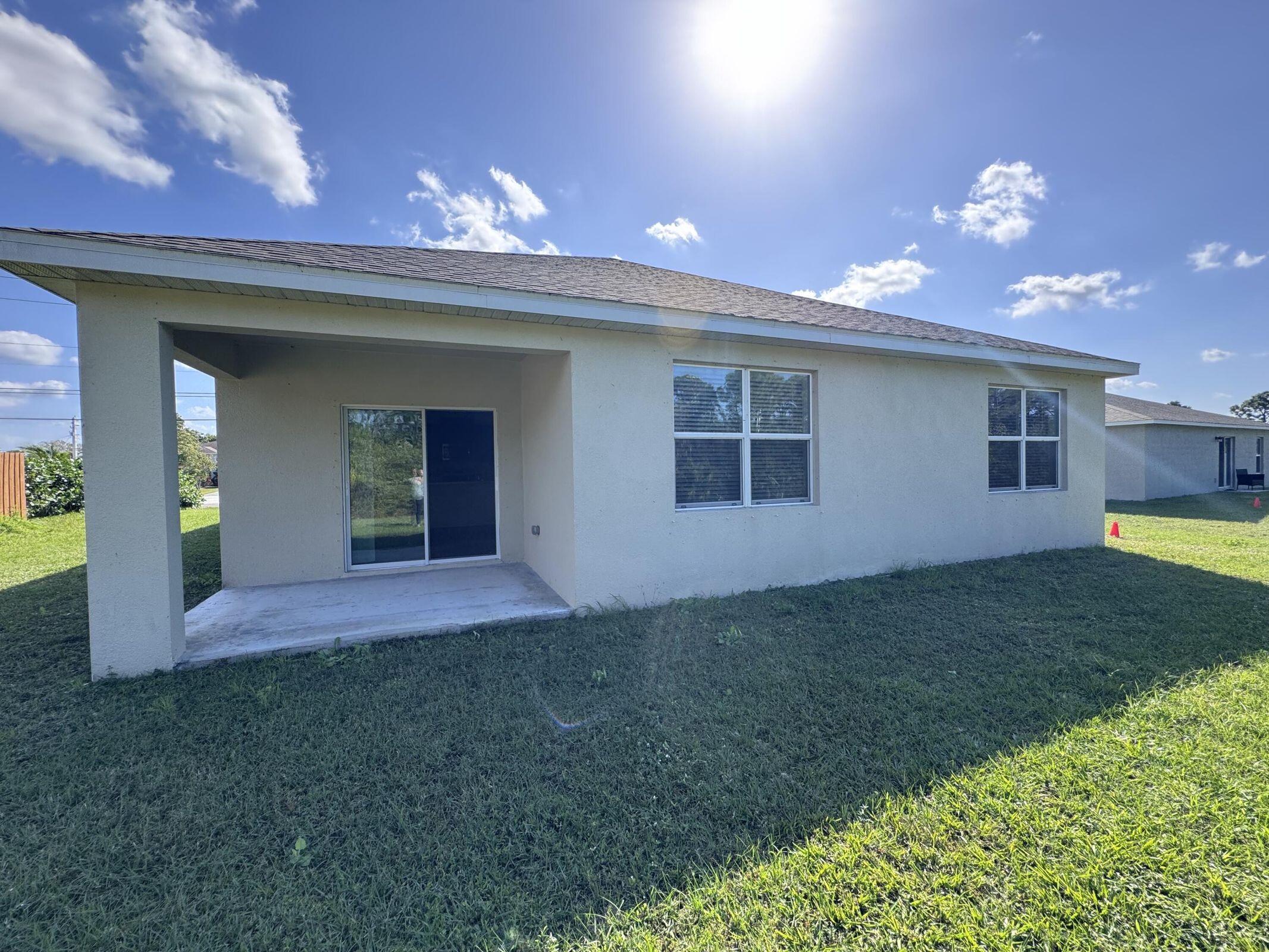 PORT ST LUCIE SECTION 35 - Residential Lease