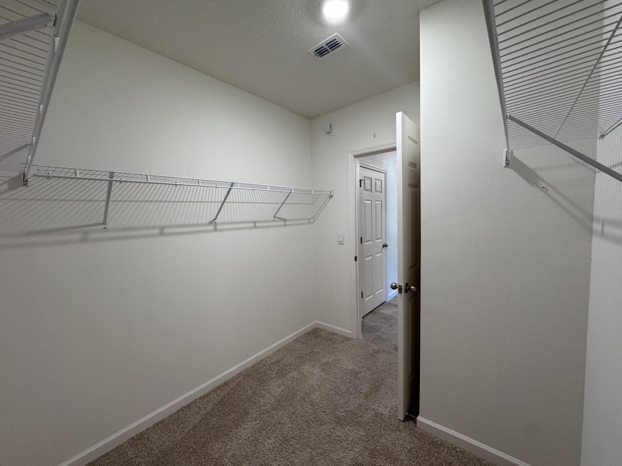 PORT ST LUCIE SECTION 35 - Residential Lease