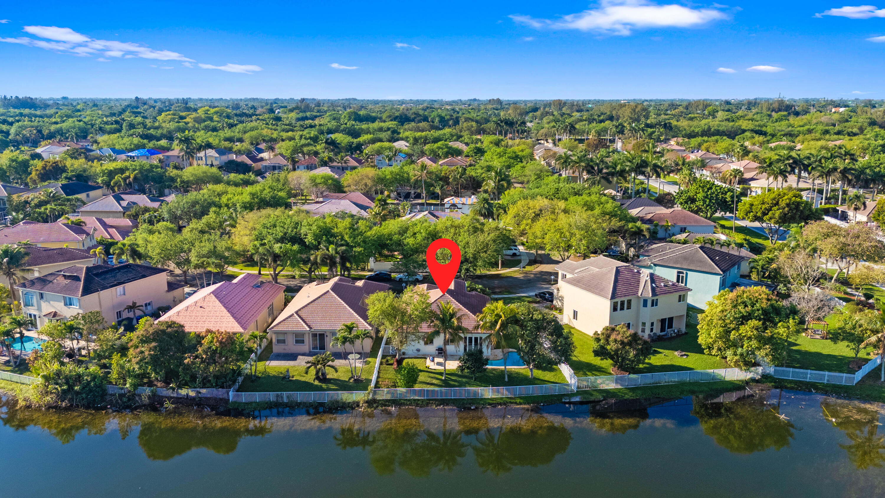 POD 10 AT MONARCH LAKES - Residential