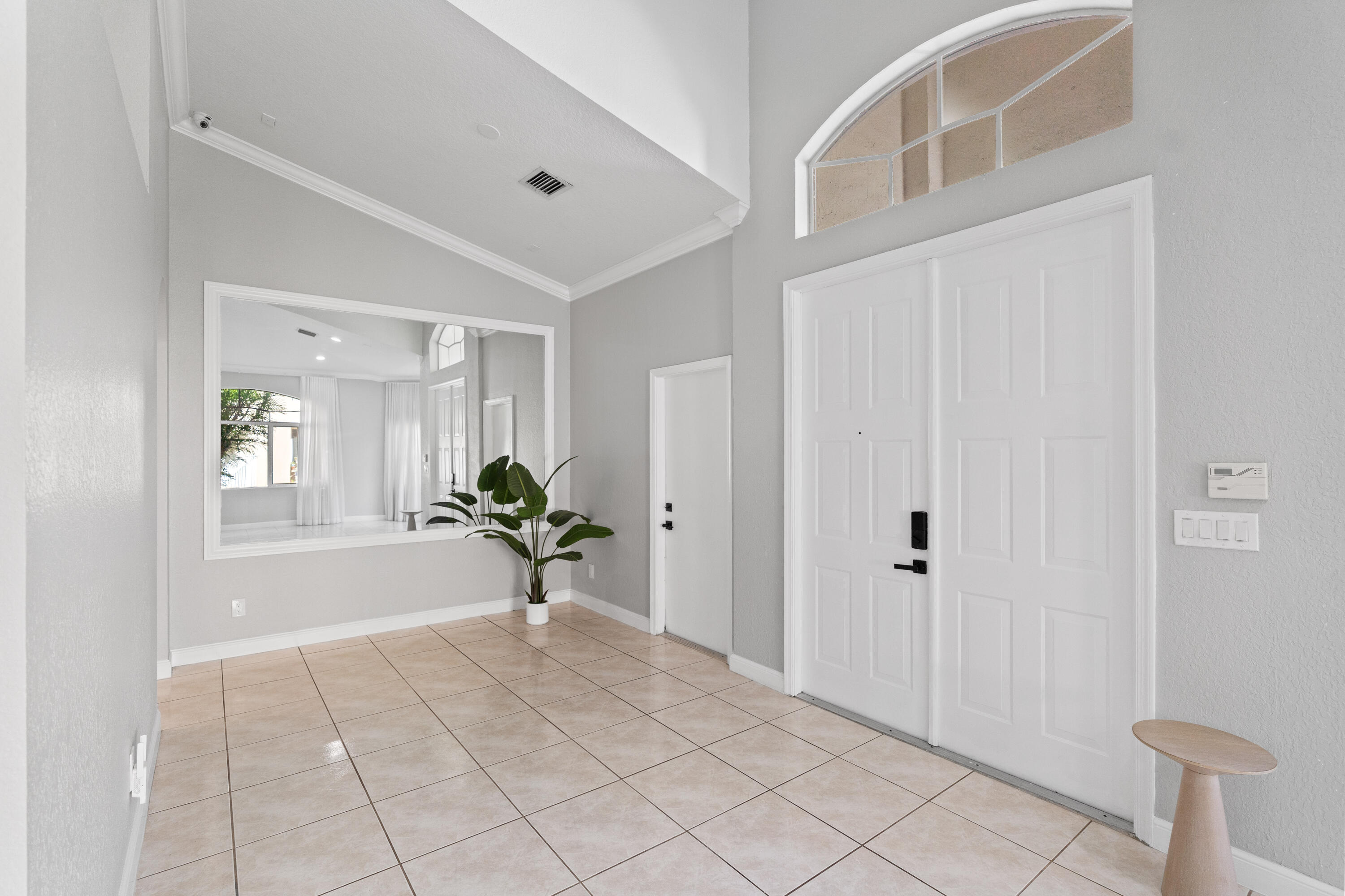 POD 10 AT MONARCH LAKES - Residential