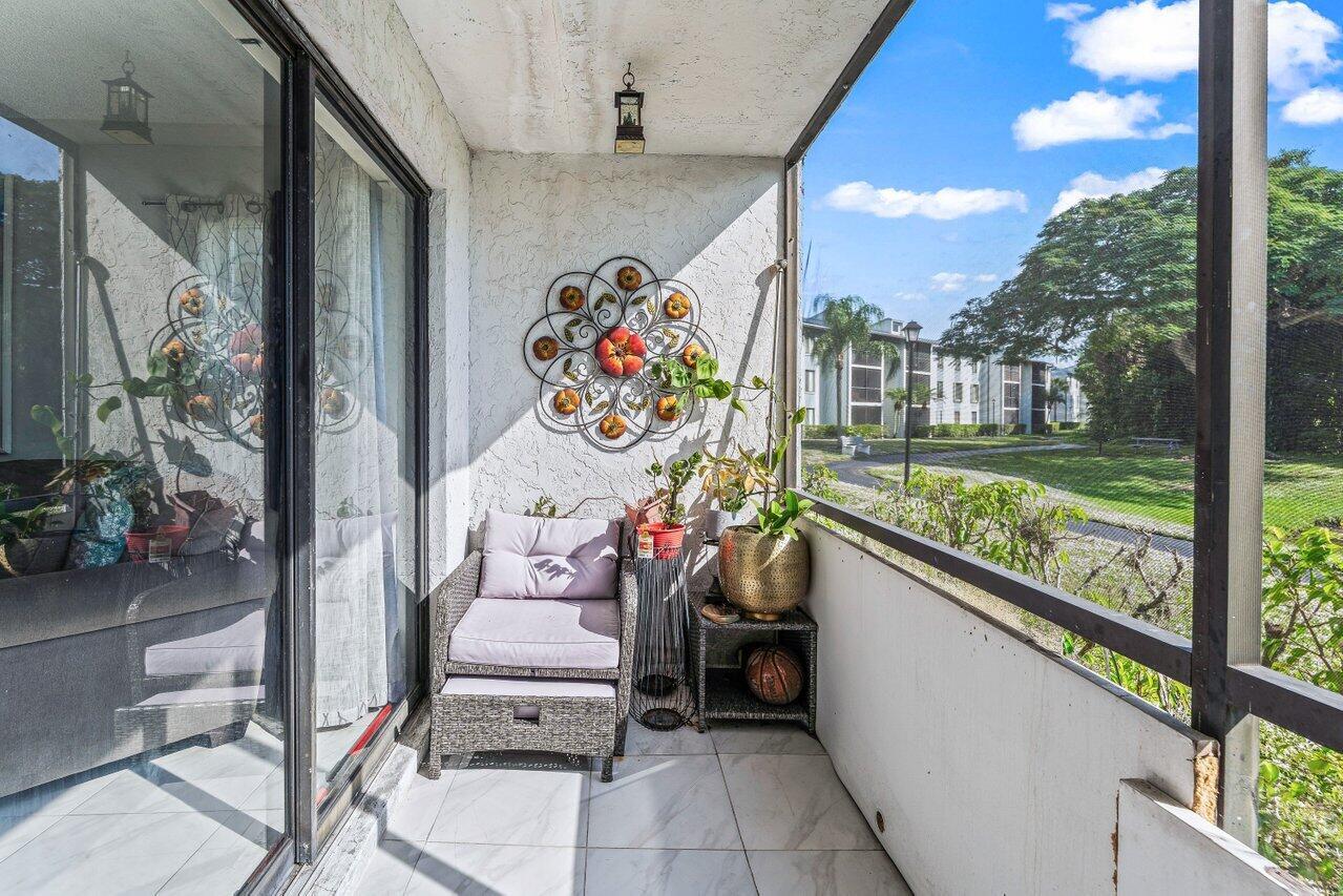 PALM CLUB VILLAGE I CONDO - Residential