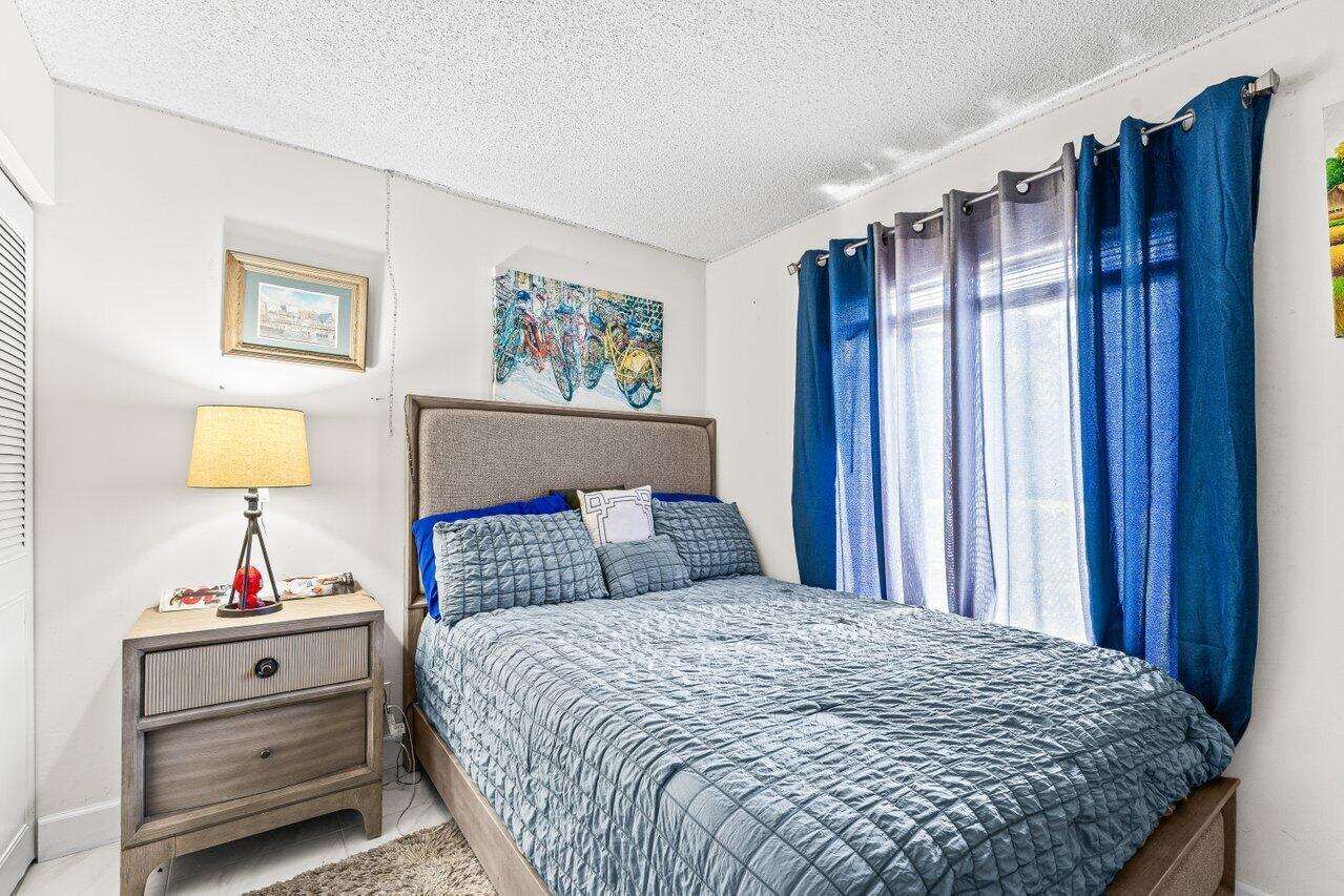 PALM CLUB VILLAGE I CONDO - Residential