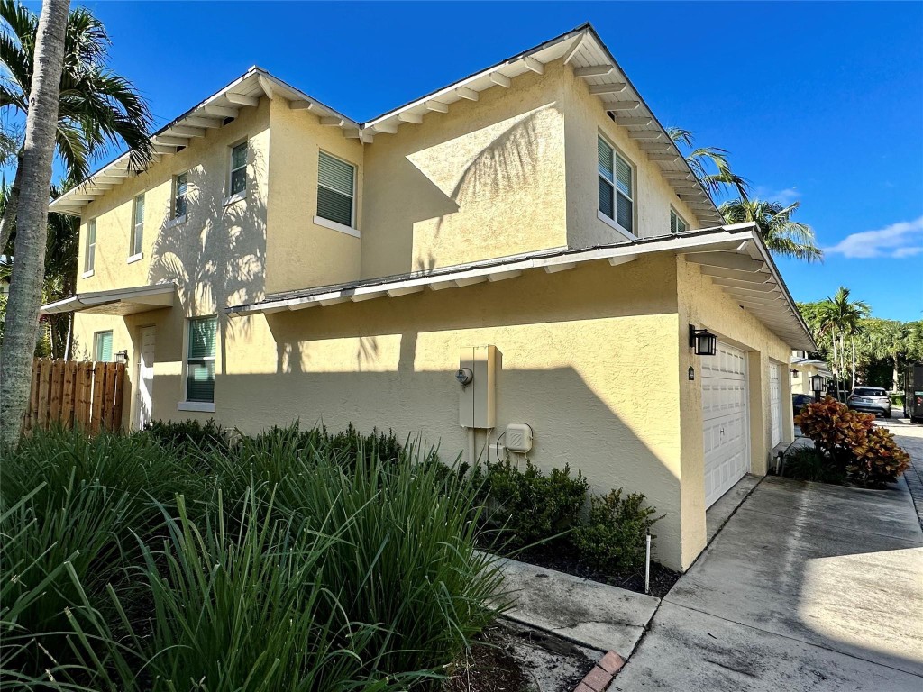 Old Florida Bungalows - Residential