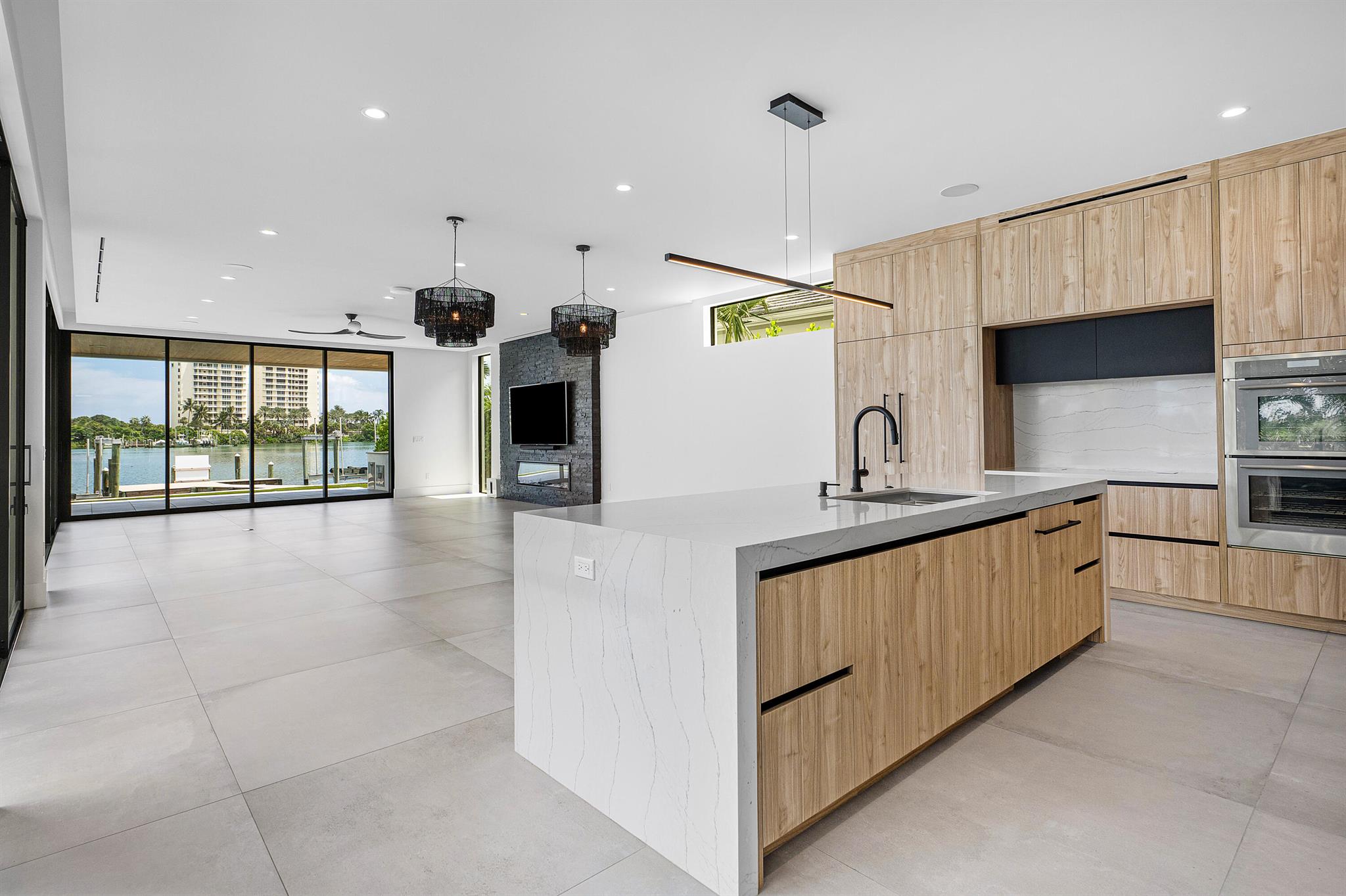 JUPITER HEIGHTS - Residential