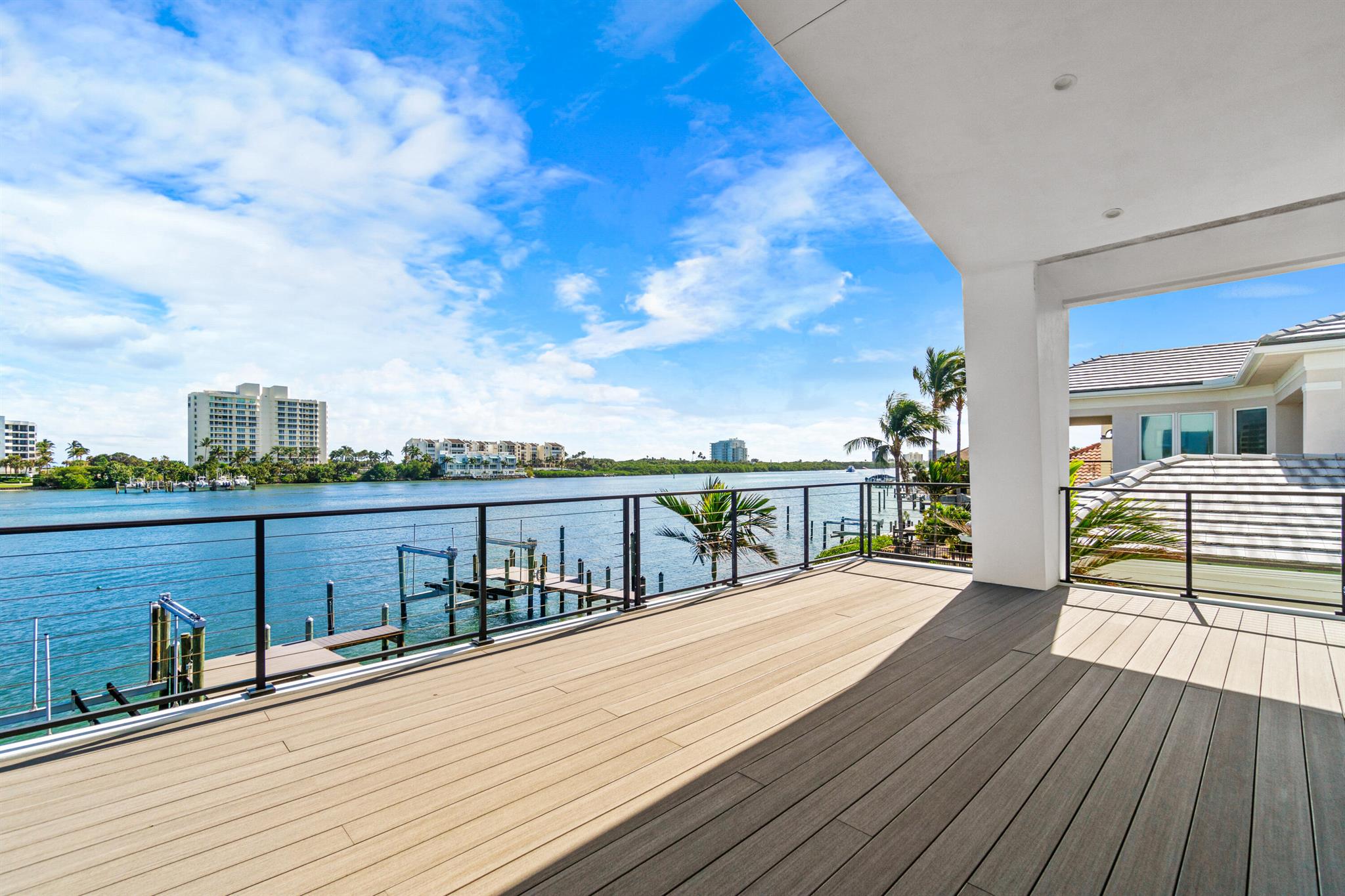 JUPITER HEIGHTS - Residential