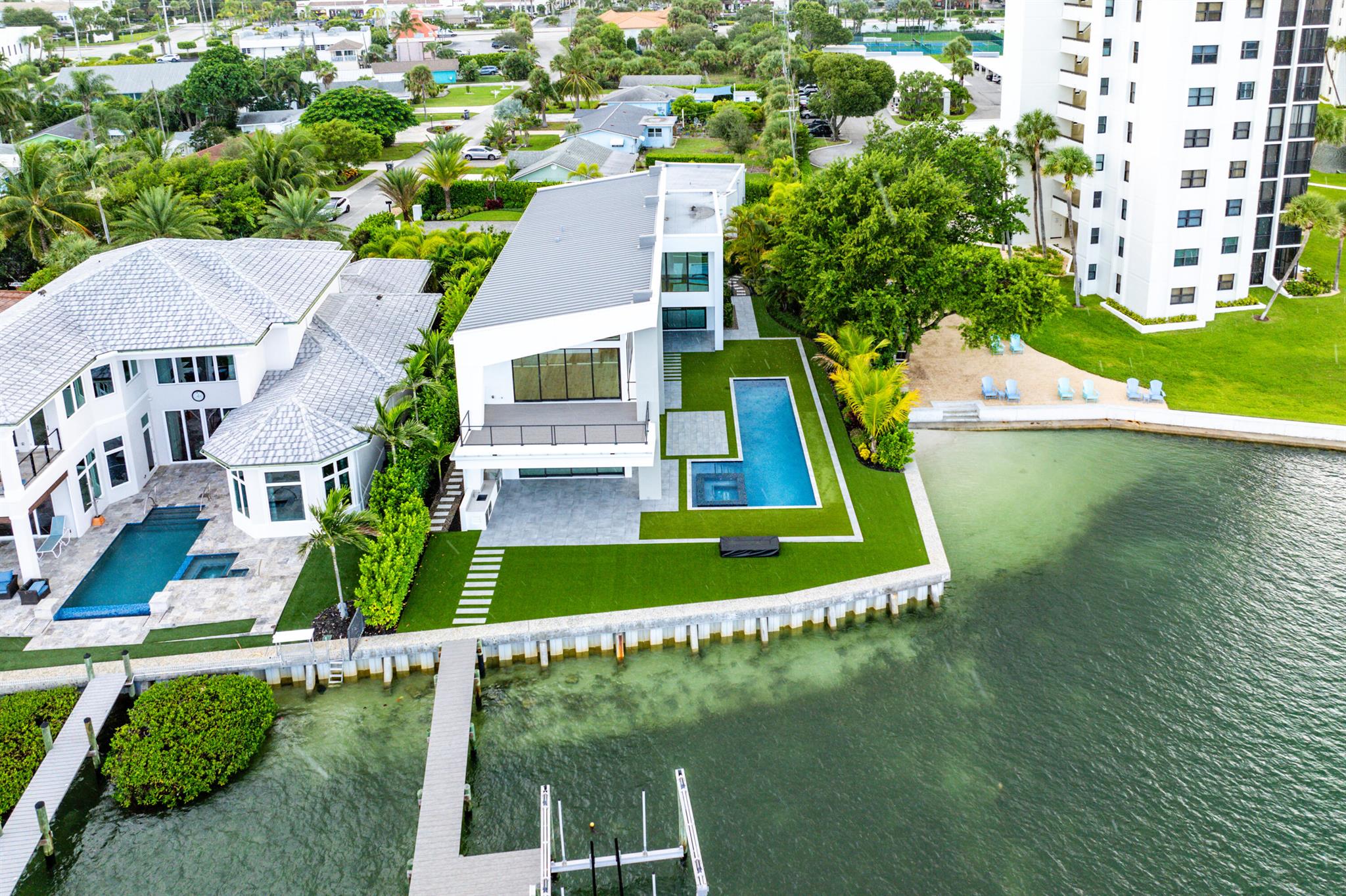 JUPITER HEIGHTS - Residential