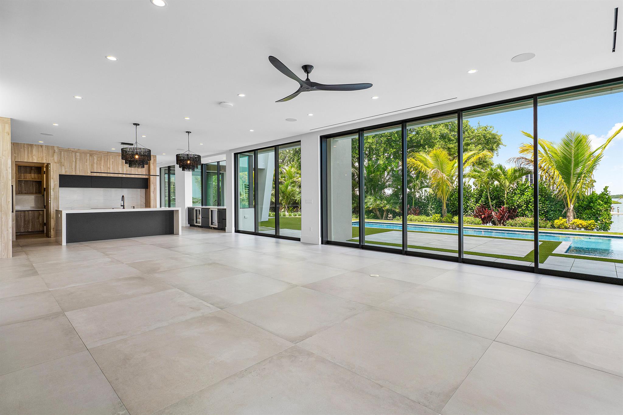 JUPITER HEIGHTS - Residential