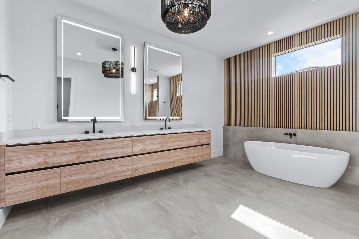 JUPITER HEIGHTS - Residential