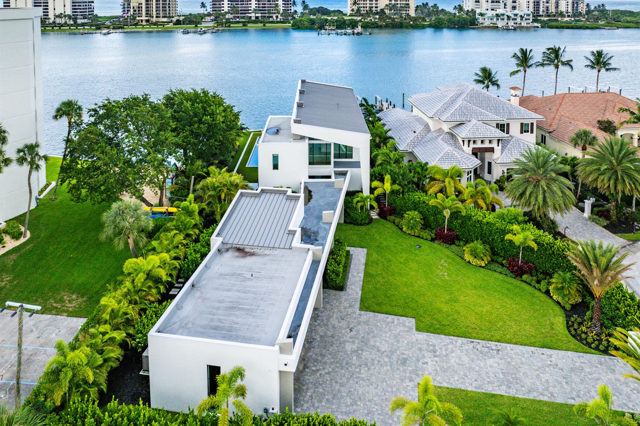 JUPITER HEIGHTS - Residential