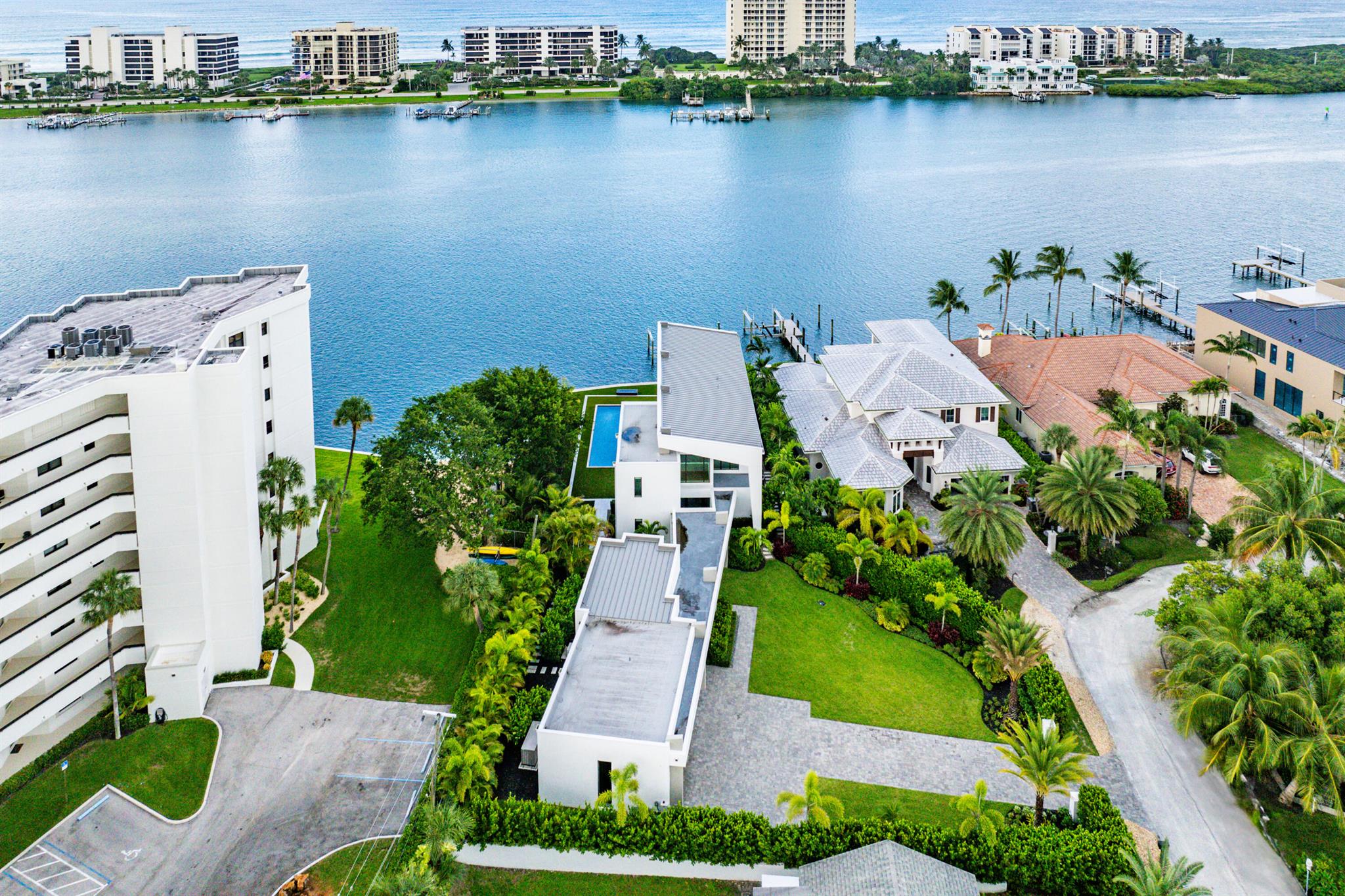 JUPITER HEIGHTS - Residential