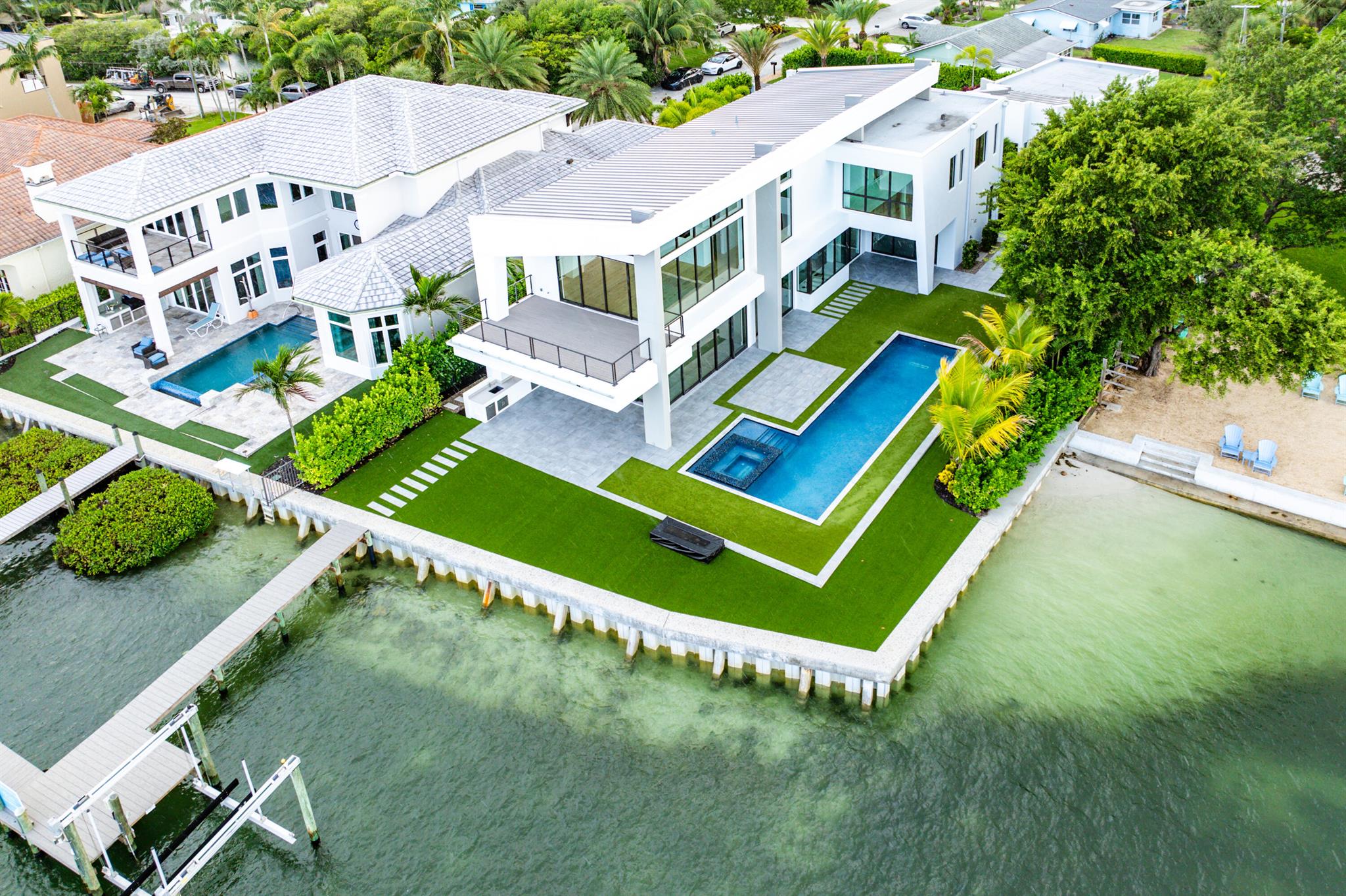 JUPITER HEIGHTS - Residential