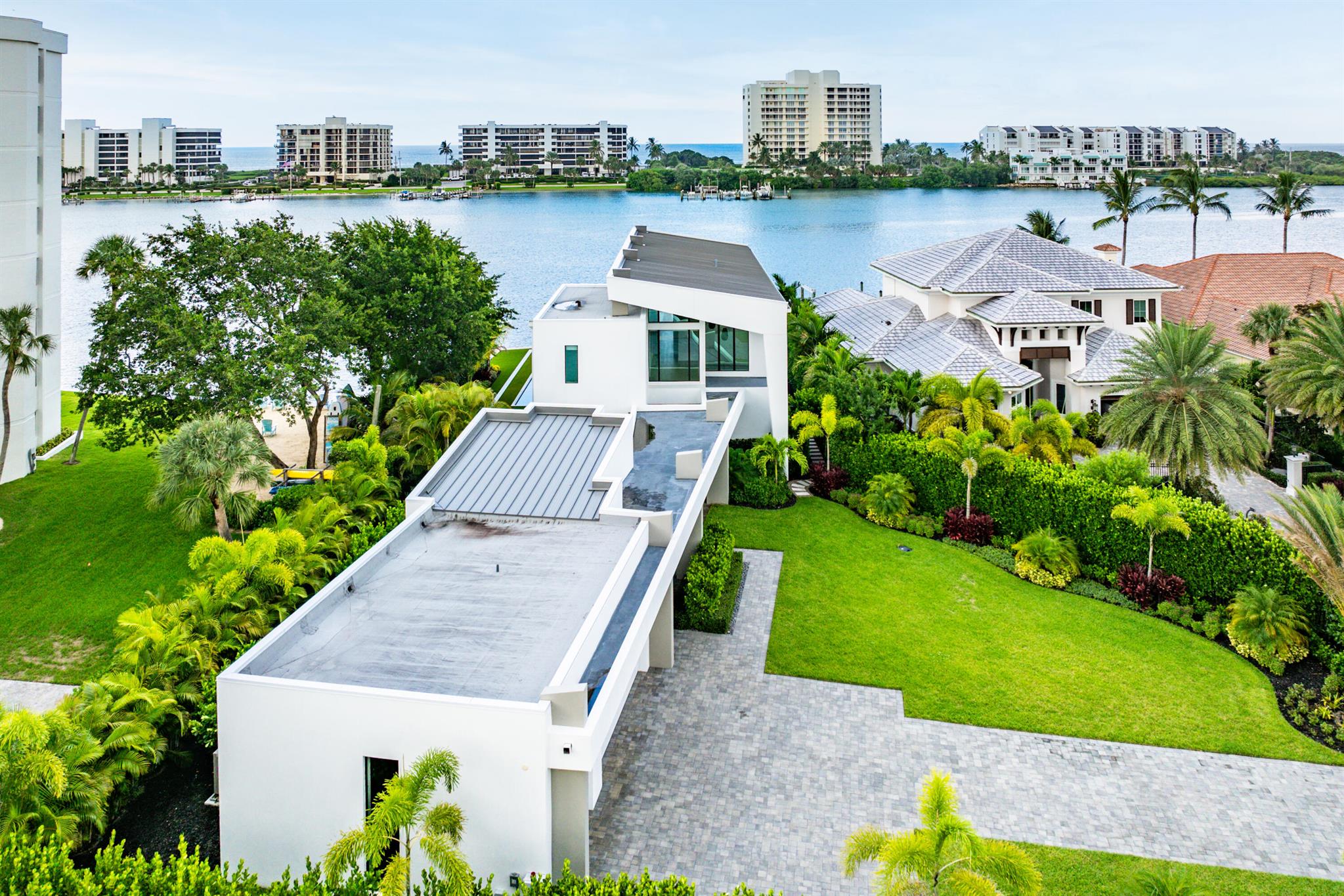 JUPITER HEIGHTS - Residential