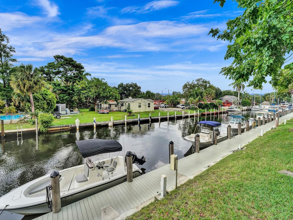 River Reach - Residential