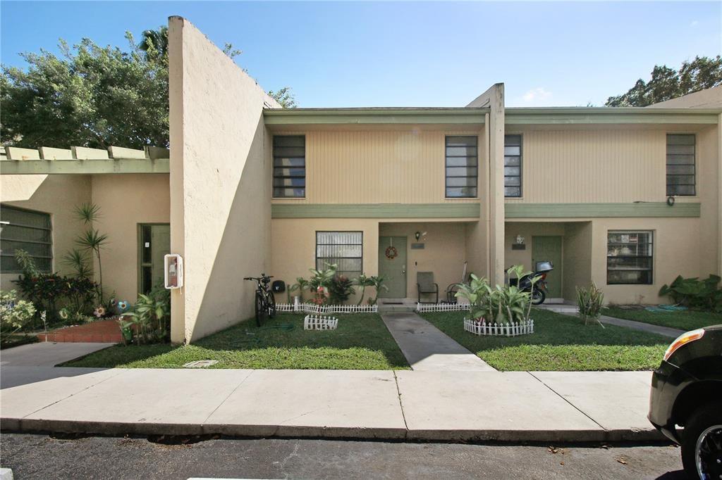 9210 NW 14th St 9210