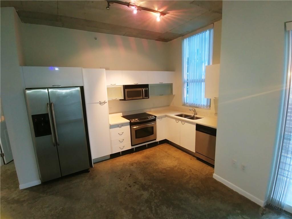 133 NE 2nd Ave 1812