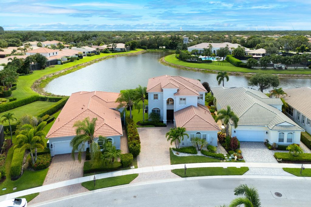 Photo of 207 Via Condado Way, Palm Beach Gardens, FL 33418 (MLS # R11101579)