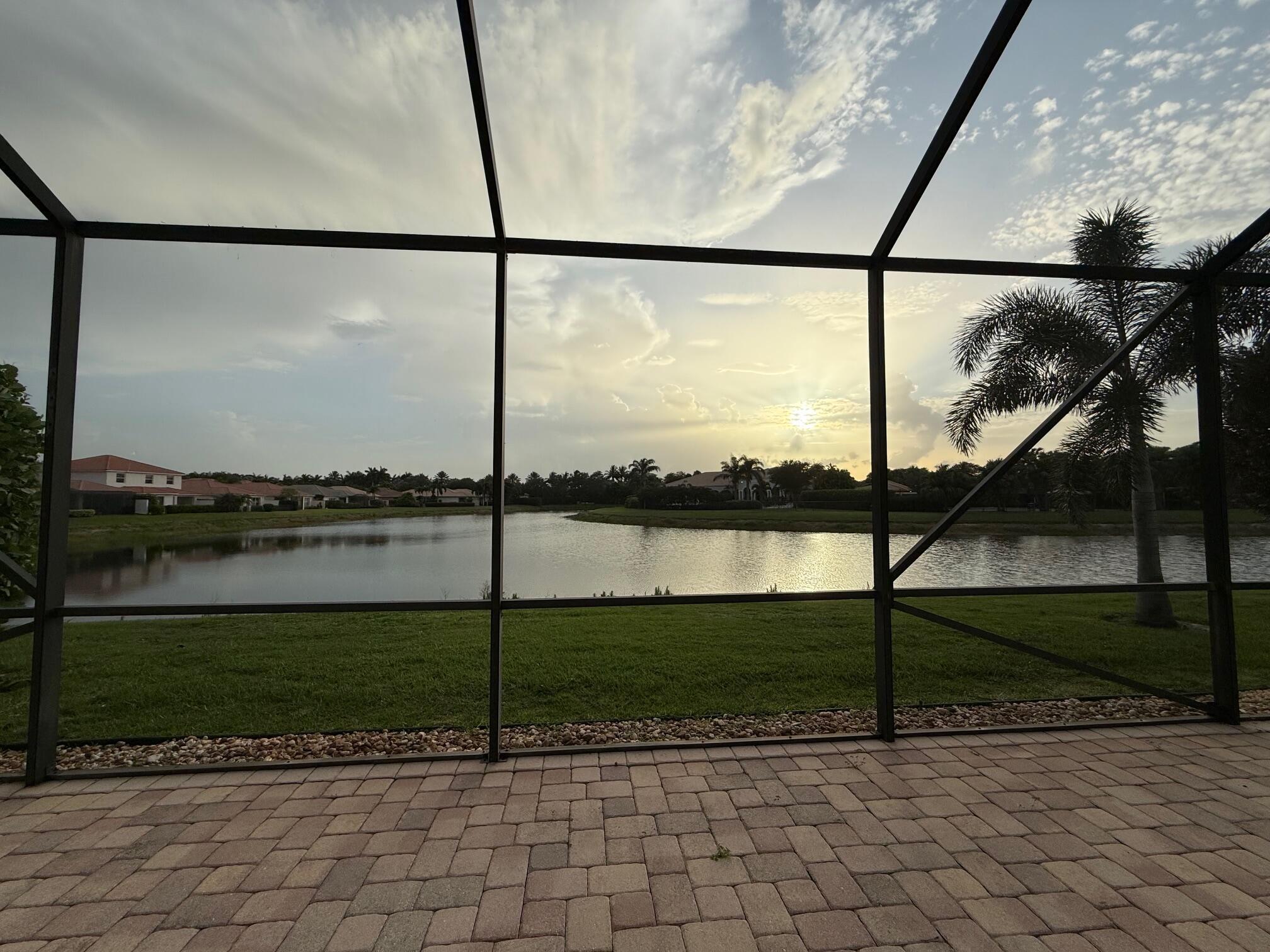 207 Via Condado Way