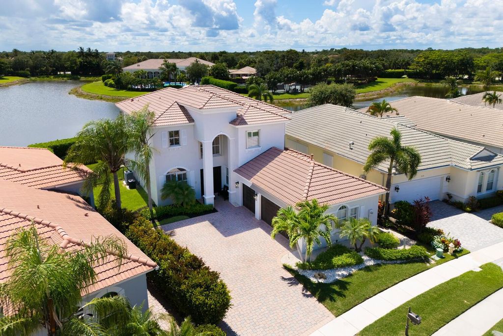 Photo of 207 Via Condado Way, Palm Beach Gardens, FL 33418 (MLS # R11101579)