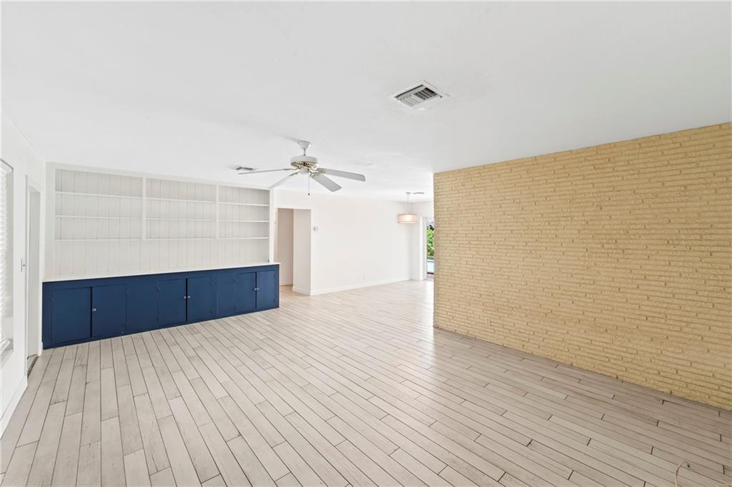 PLANTATION PARK - Residential