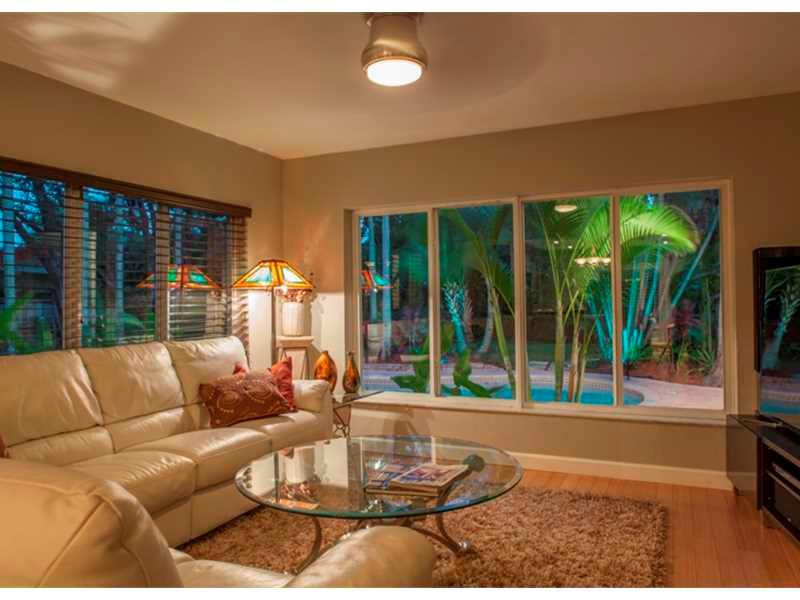 LAKE RIDGE - Residential