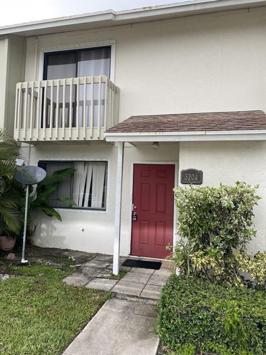 Photo of 3204 Poolside Drive Dr, Green Acres, FL 33463 (MLS # R10748241)