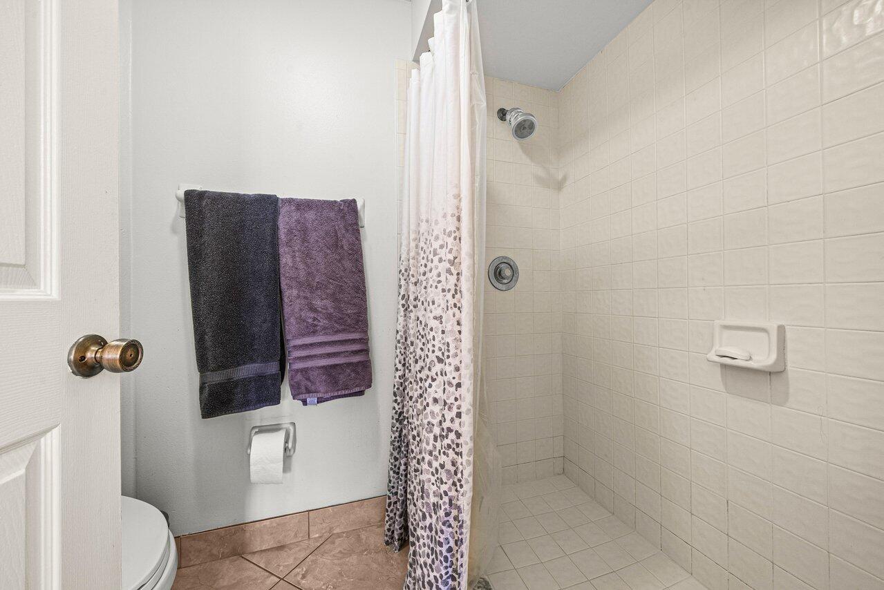 SOUTH LAKE CONDO - Residential