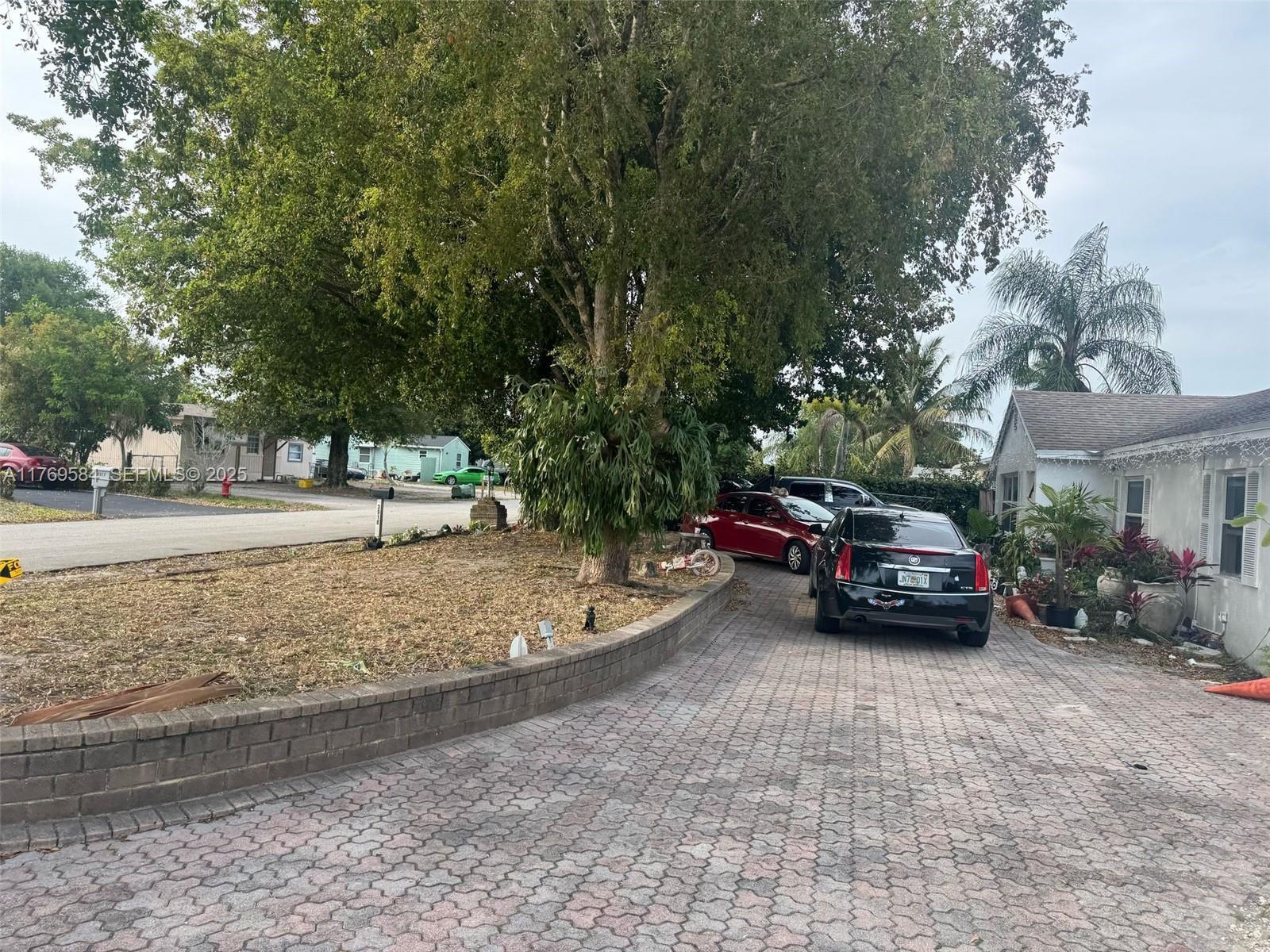 3918 Serubi Avenue
